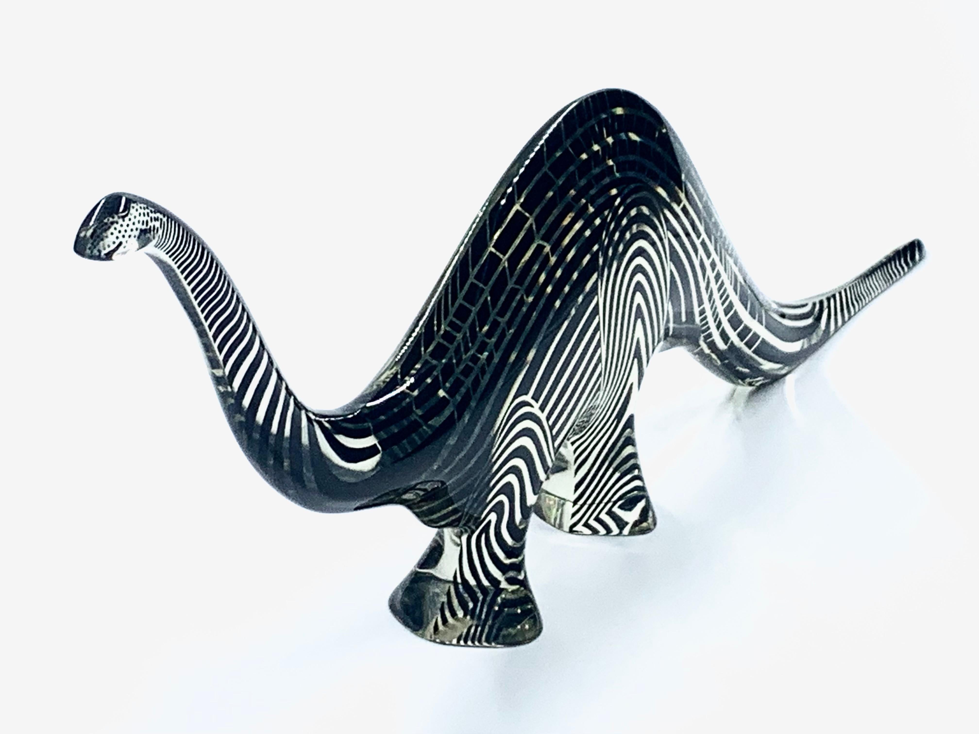 Abraham Palatnik, a very rare Brontosaurus, in black, Brazil, c.1970. In Good Condition In Pymble, NSW