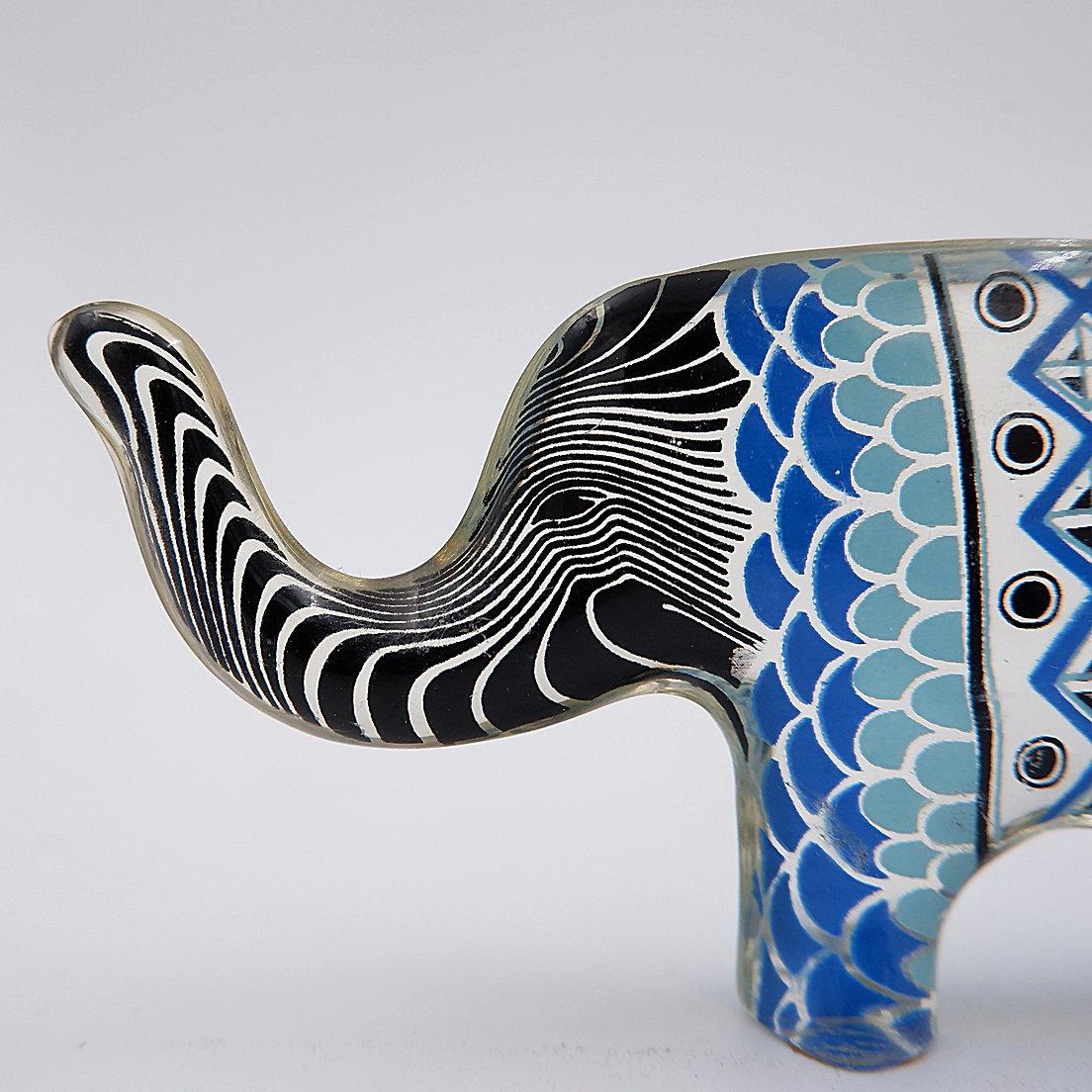 Abraham Palatnik Escultura Op Art Elefante acrílico de Lucita de mediados de siglo de Brasil en Bueno estado para la venta en Linkebeek, BE