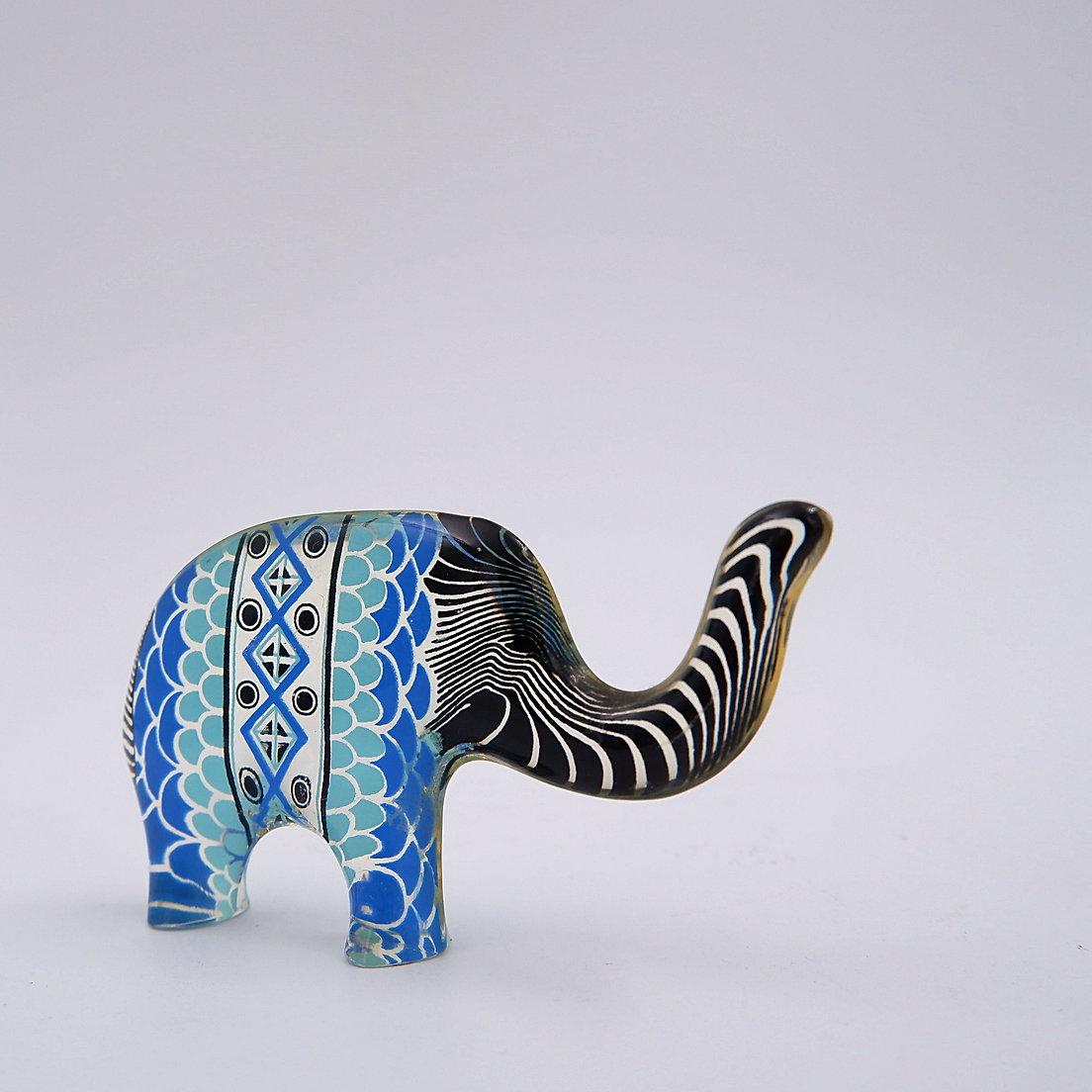 Abraham Palatnik Escultura Op Art Elefante acrílico de Lucita de mediados de siglo de Brasil en venta 1