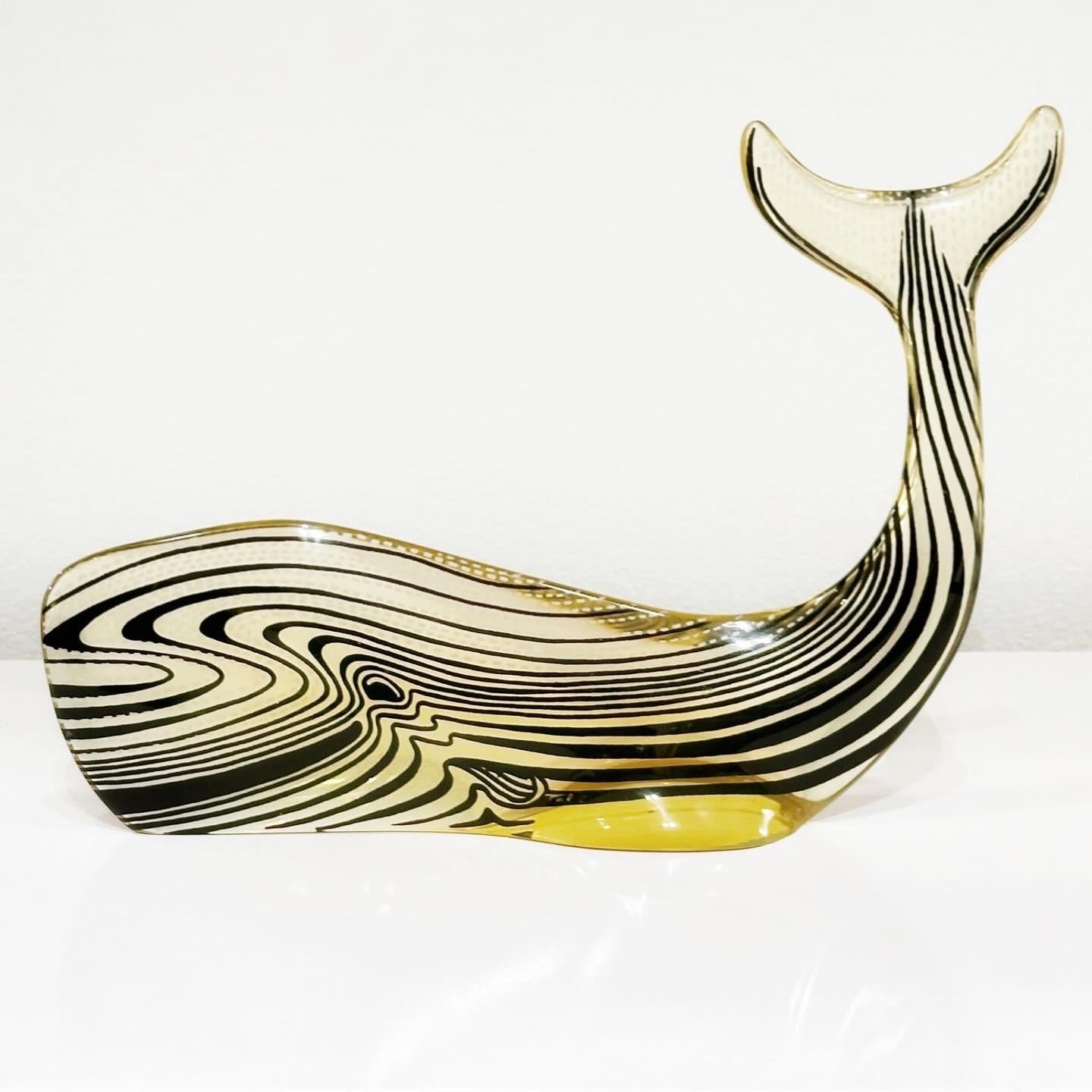 Abraham Palatnik op art acrylic whale created in the 1970s as part of the Artemis collection, which consisted of a number of acrylic formed animals of various sizes and colors with fanciful op-art style designs. These are highly collectible and