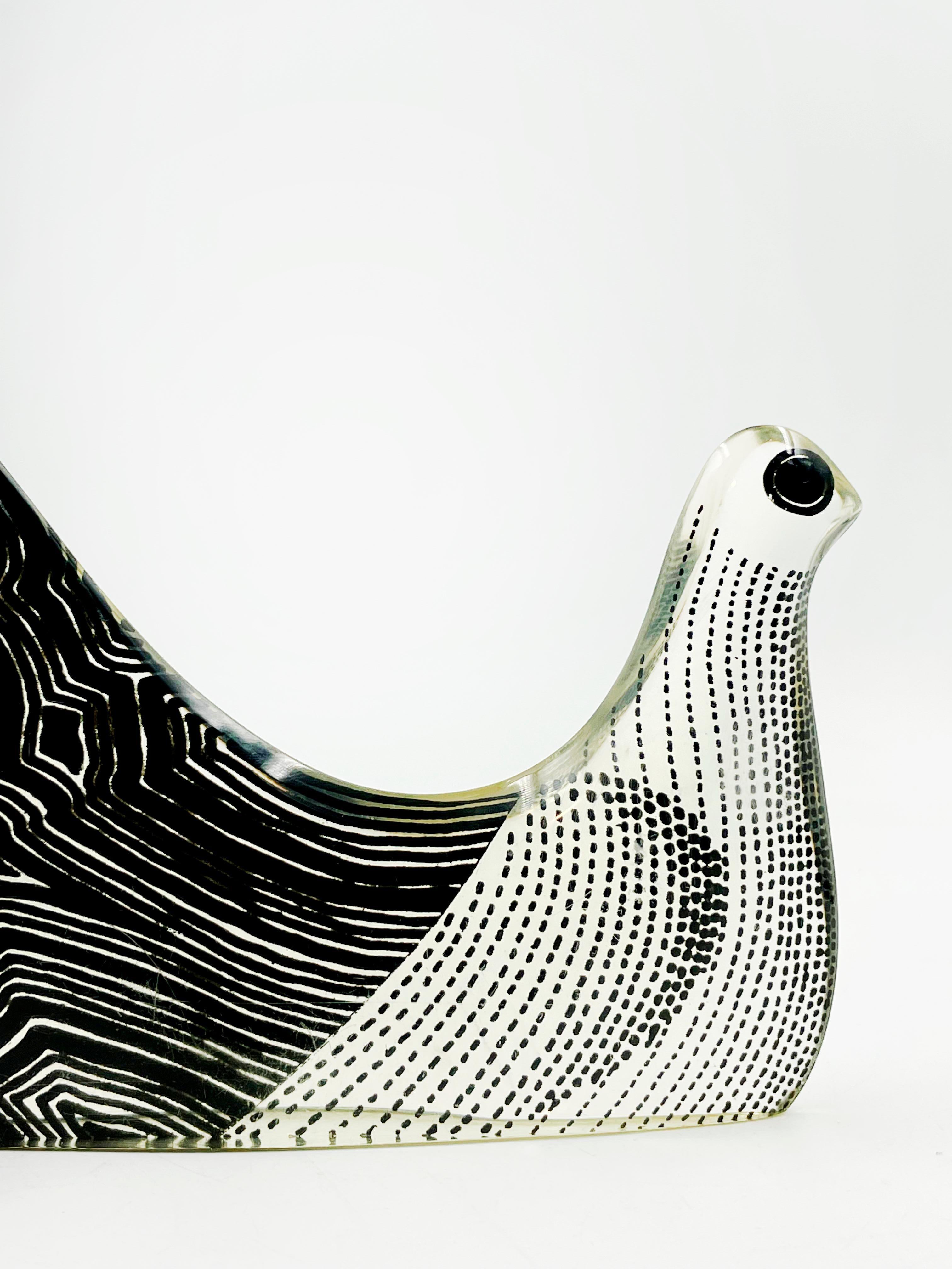 Abraham Palatnik Lucite-Acryl-Skulptur Tauben Vogel Brasilien, 1970er Jahre (Moderne der Mitte des Jahrhunderts) im Angebot