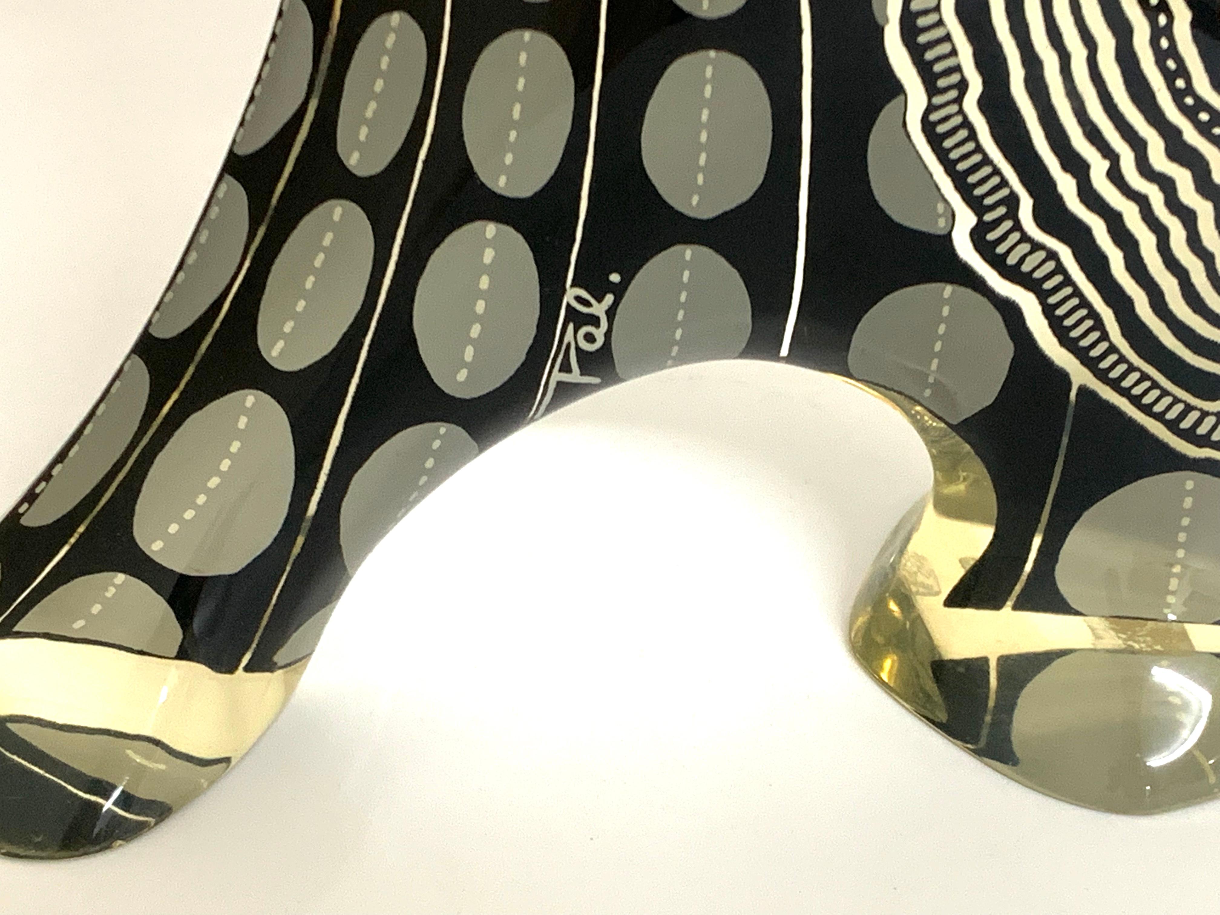 Abraham Palatnik Elefante negro de lucita, Brasil, c1970 Moderno de mediados de siglo en venta