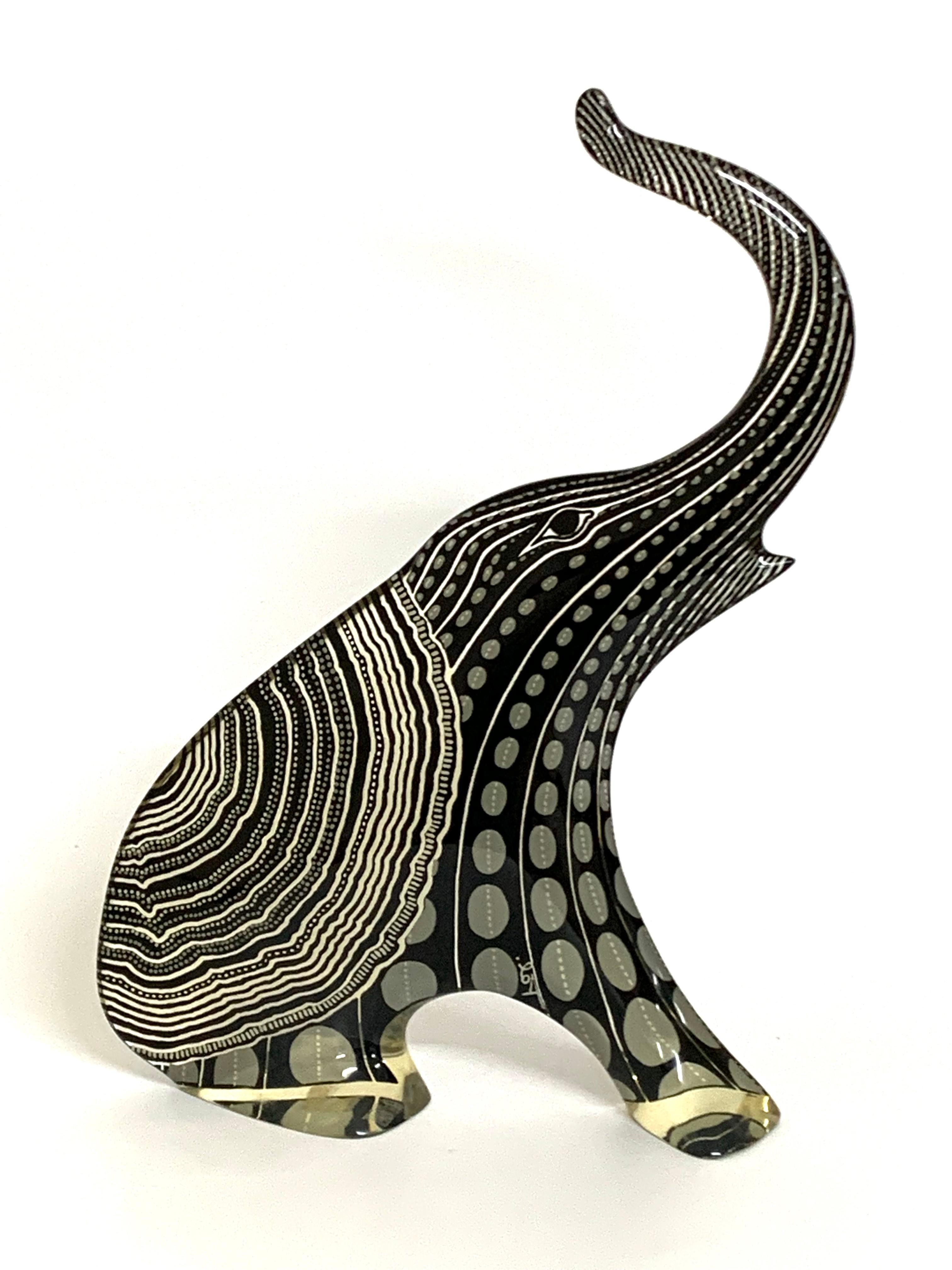 Abraham Palatnik Lucite Black Elephant, Brazil, c1970 In Good Condition For Sale In Pymble, NSW
