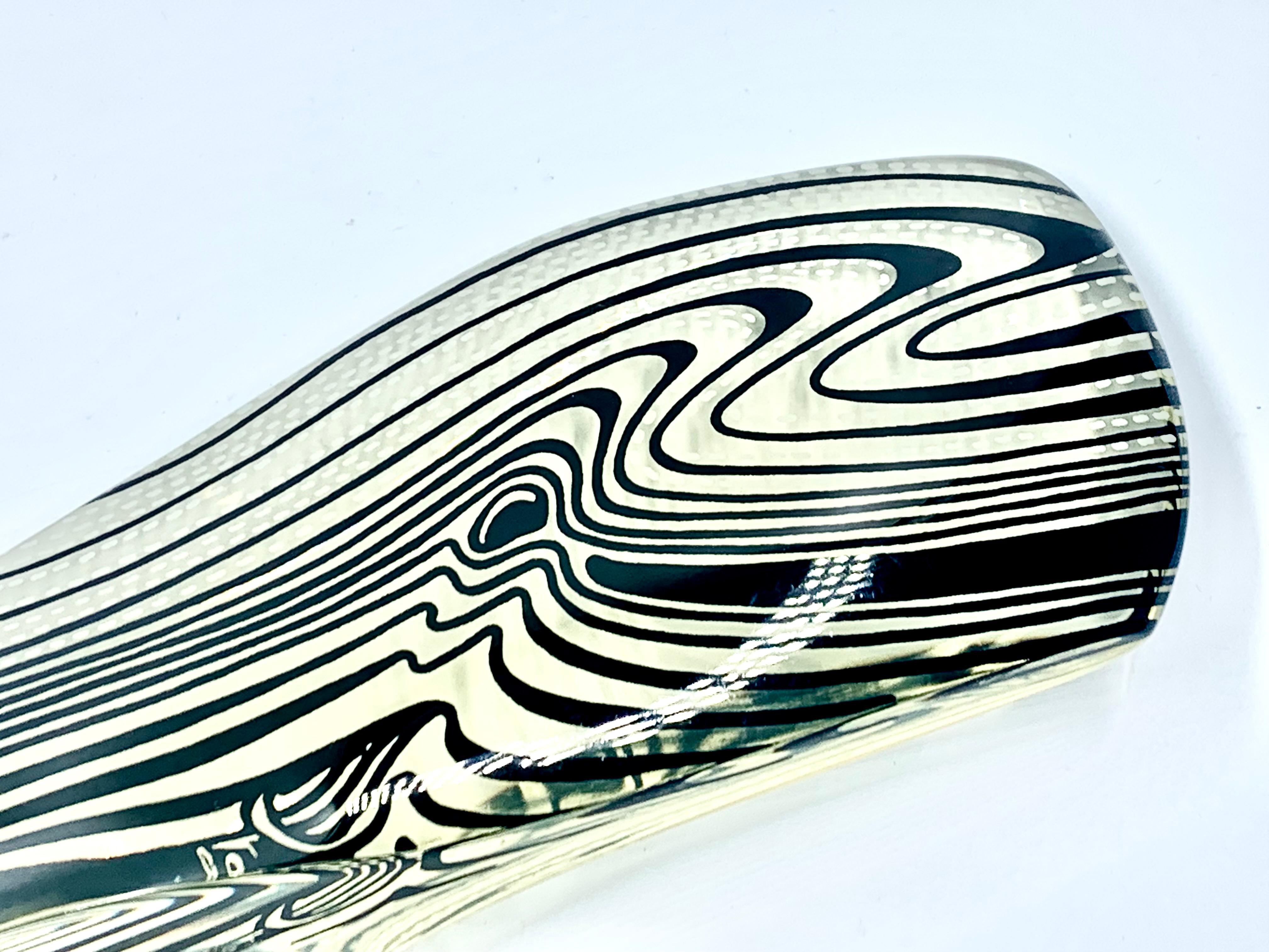 Abraham Palatnik, lucite large Whale, Brazil, c.1970. in vendita 1
