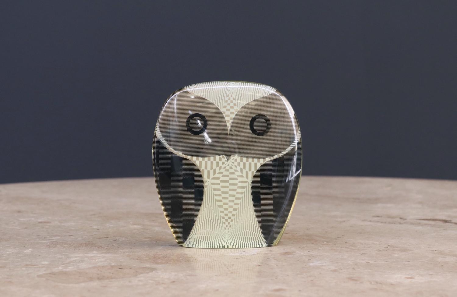 Mid-Century Modern Abraham Palatnik Lucite Optic Art Owl Sculpture For Sale