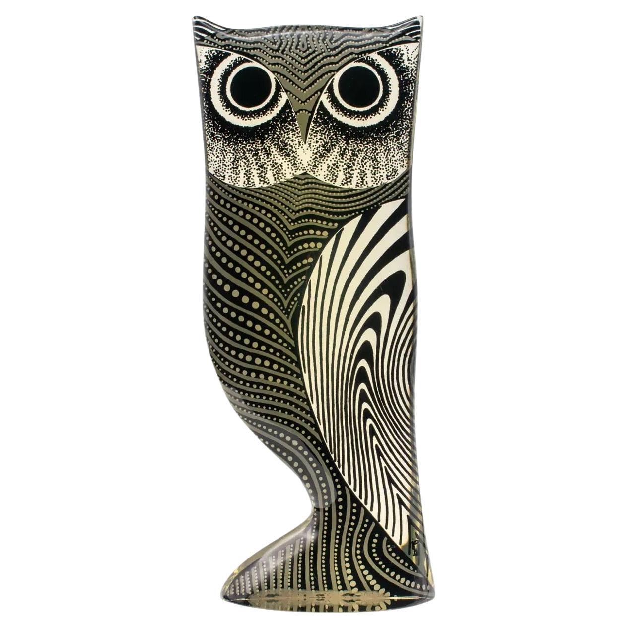 Abraham Palatnik, Owl, Kinetic sculpture in acrylic resin. Brazil, c. 1970