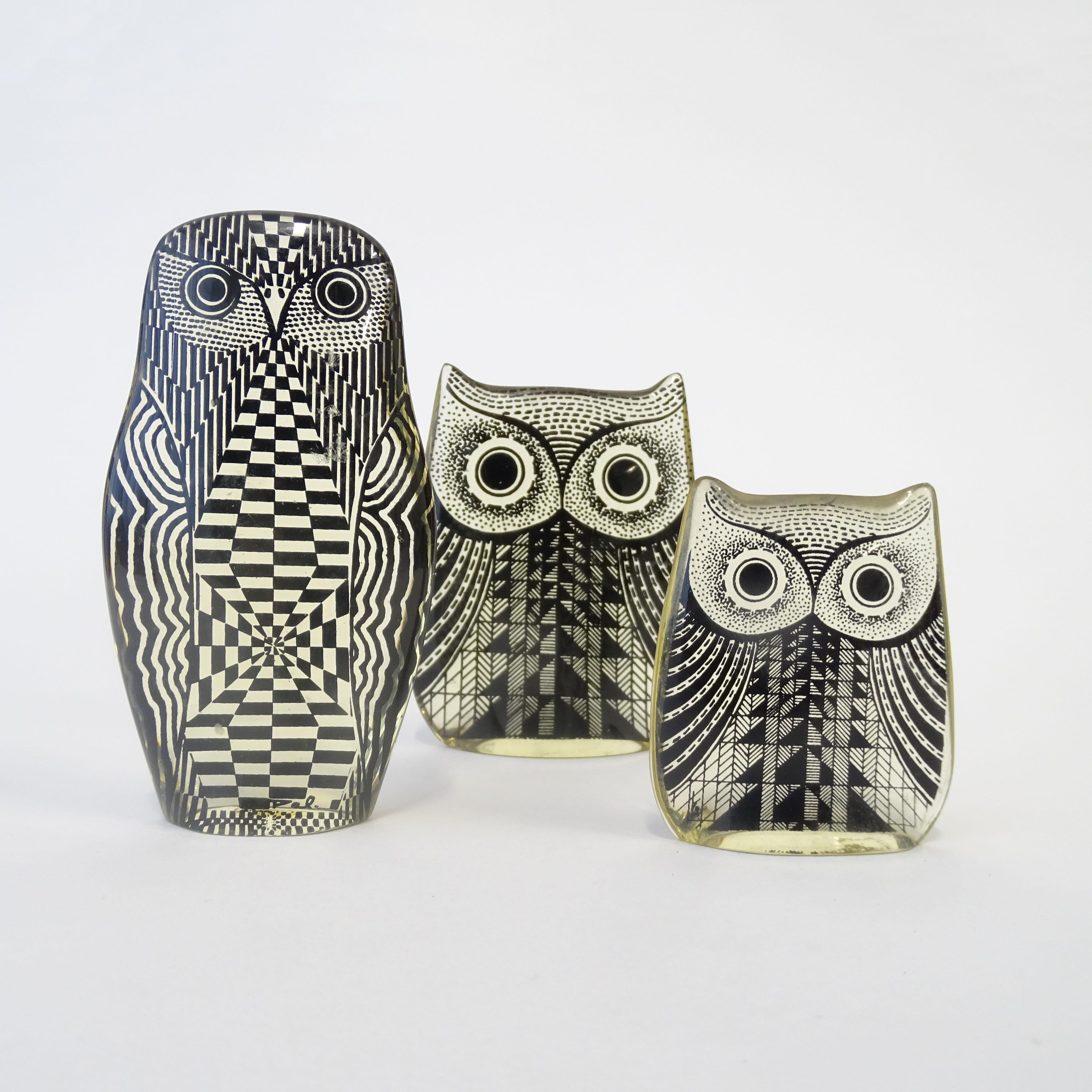 Abraham Palatnik set of three Op Art lucite owls, Brazil 1970s
Original label