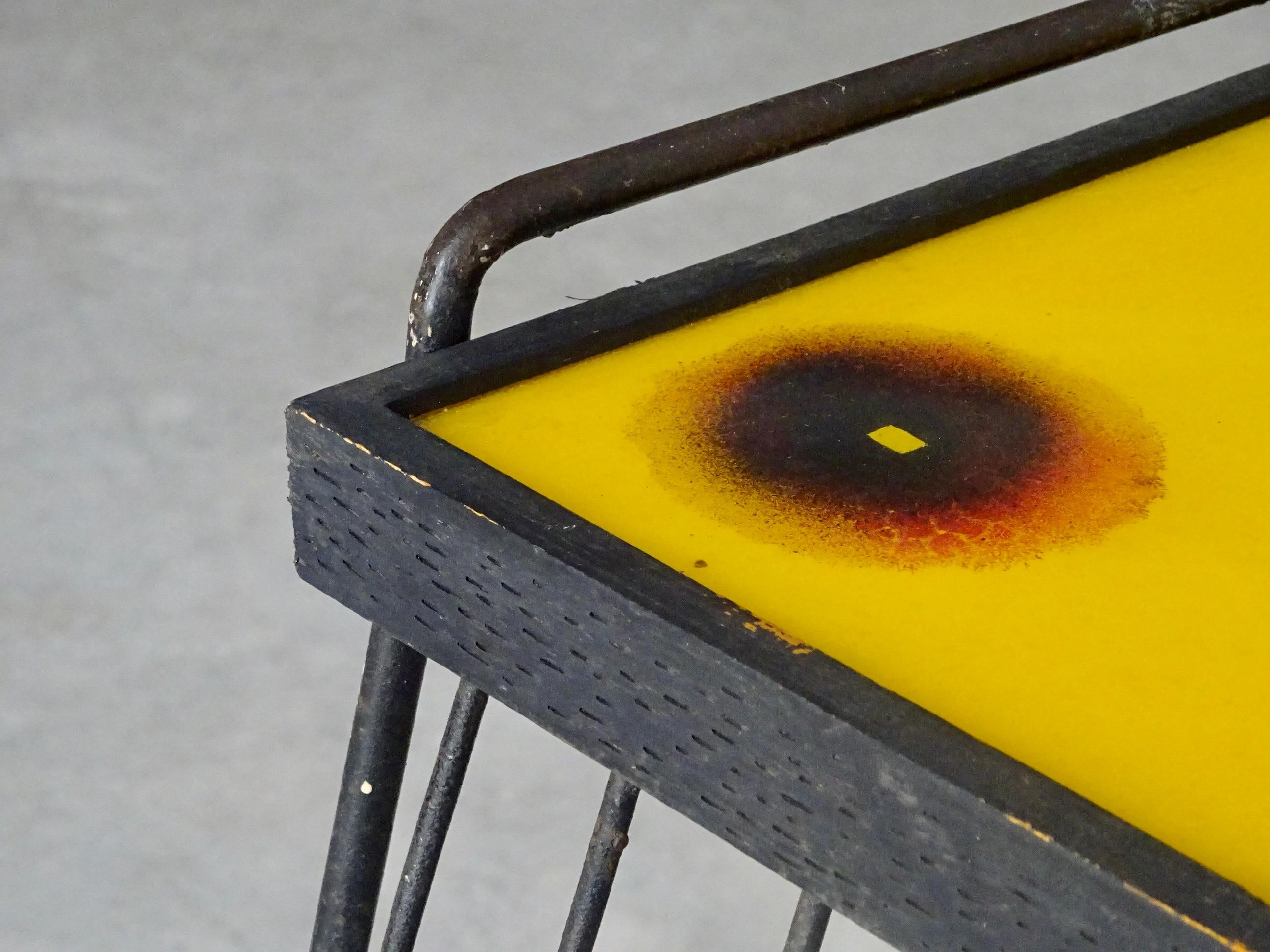 Mid-20th Century Abraham Palatnik side table with painted glass. Arteviva, 1950s. For Sale