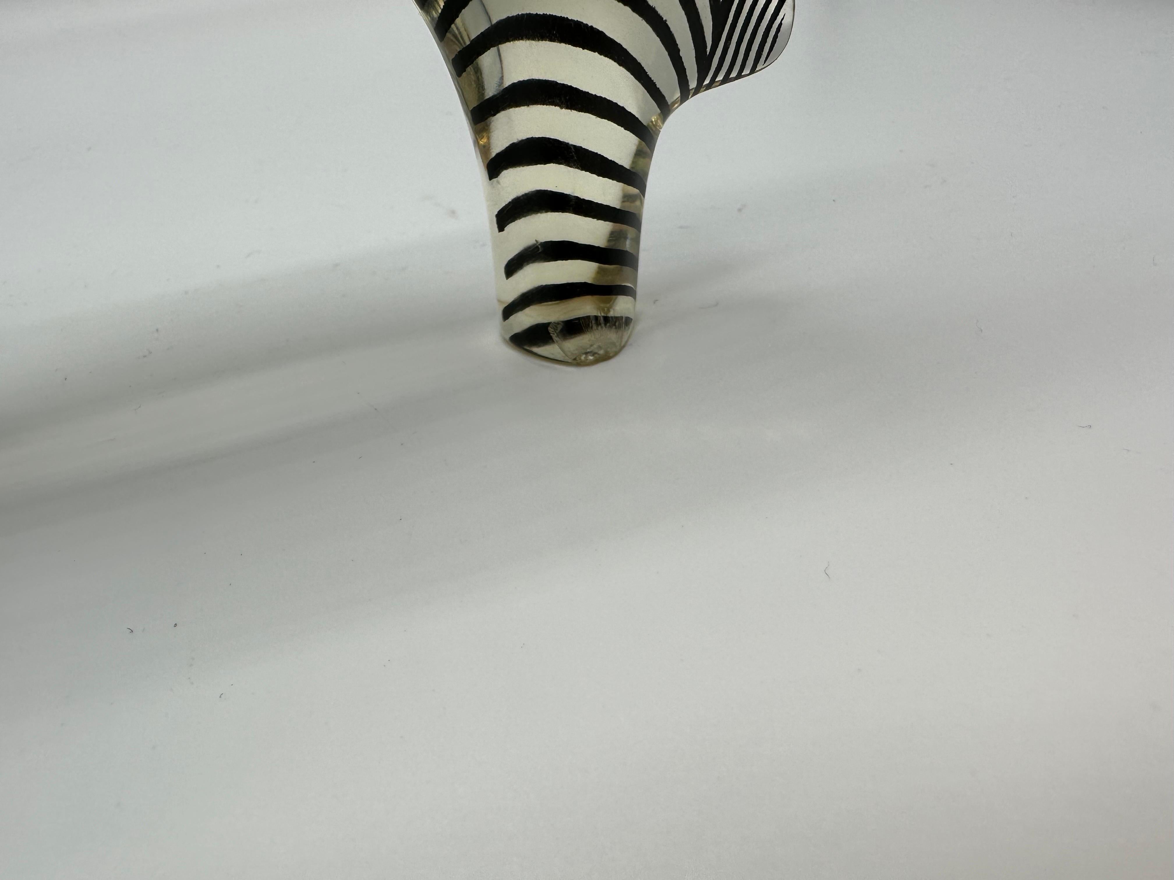 Acrylique Figurine de sculpture Zebra Lucite d'Abraham Palatnik en vente
