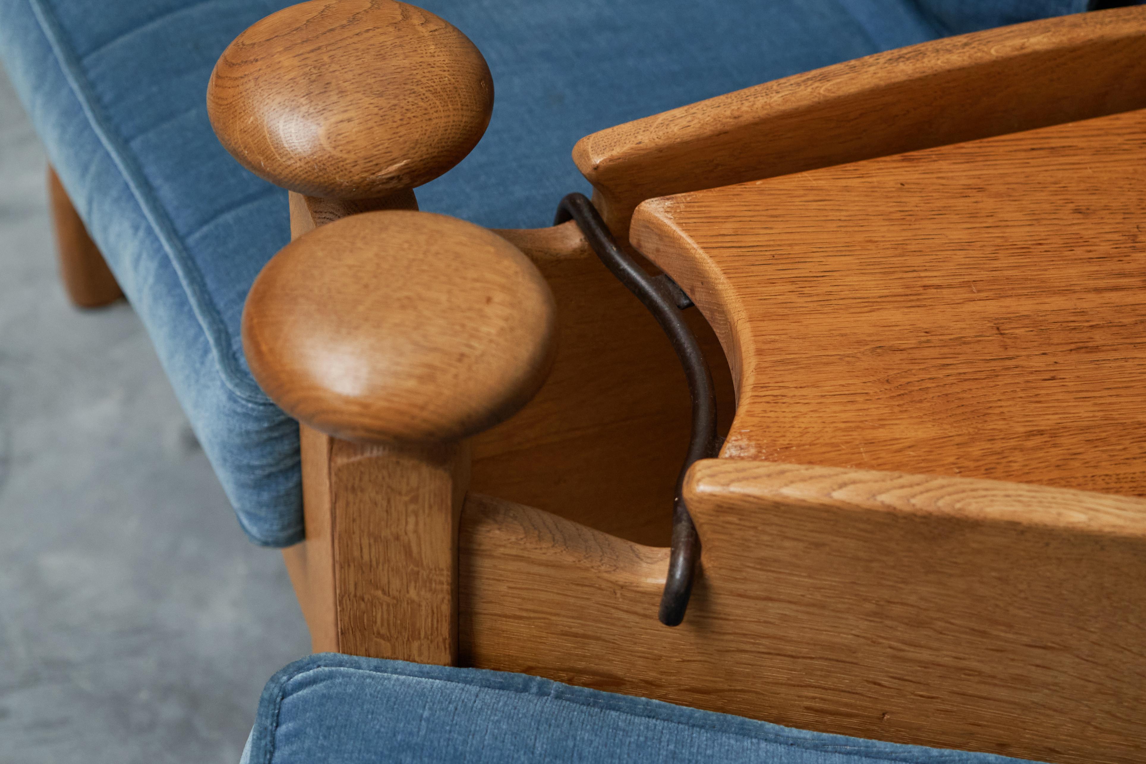 Abraham Sprij Pair of Lounge Chairs in Solid Oak and Blue Velvet 1960s For Sale 10