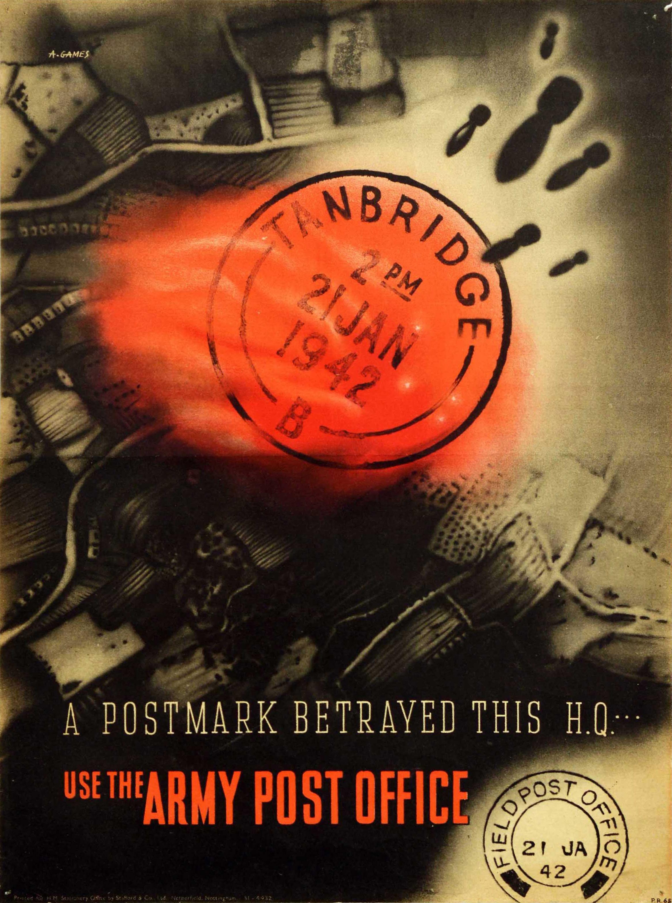 Print di Abram Games - Poster di guerra originale d'epoca Timbro postale tradito HQ Ufficio postale dell'esercito WWII Modernismo