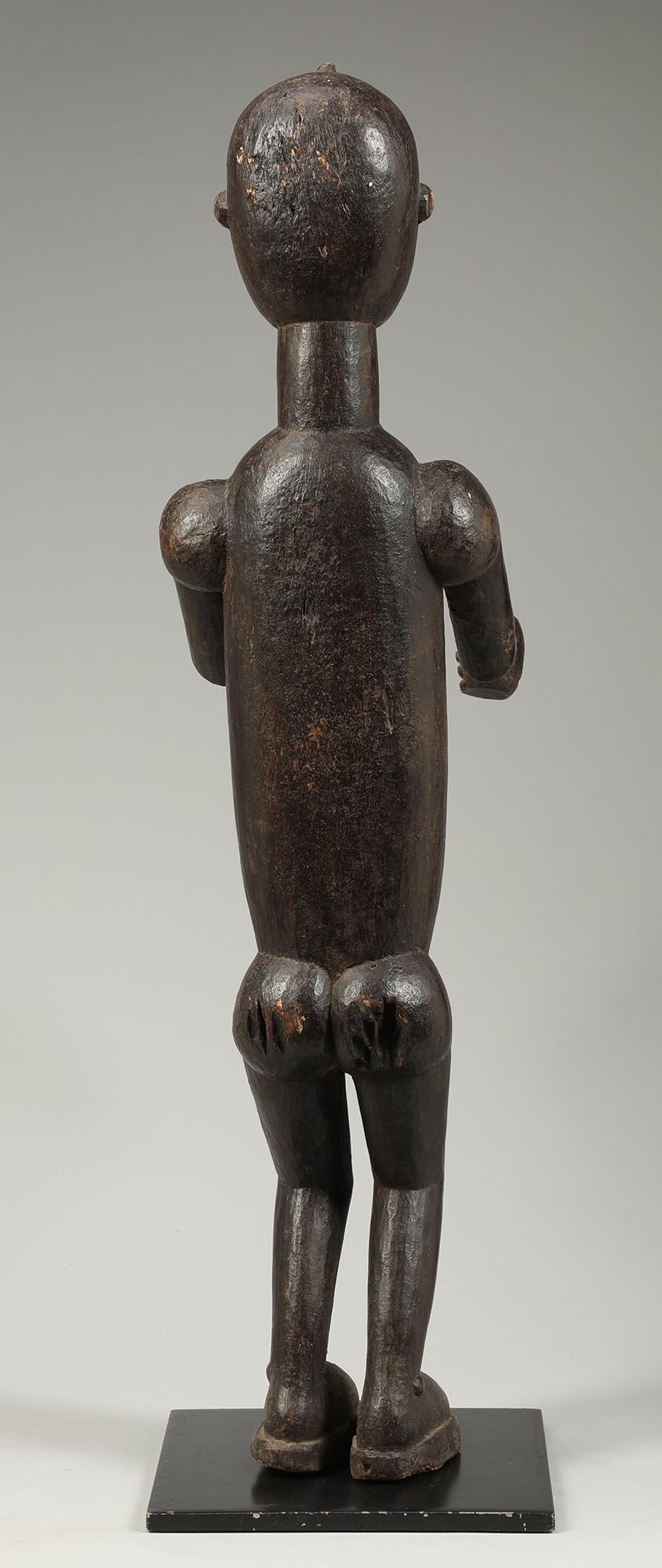 Tribal Abron Drum Attendant Standing Figure Arms Out, Ghana, Early 20th Century For Sale