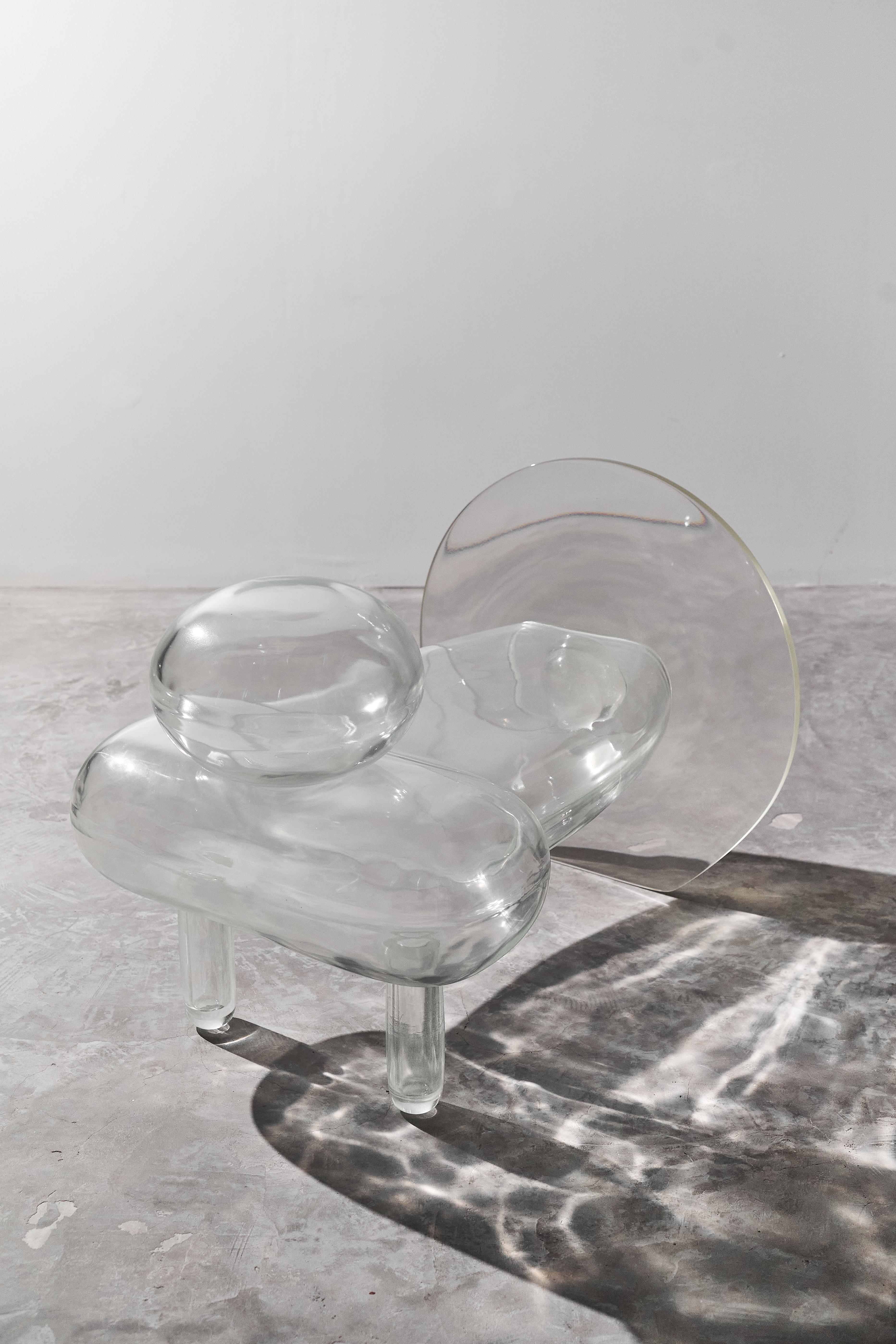 Absence Bench by THE EMPTY DINNER, Epoxy Resin, Transparent For Sale 2