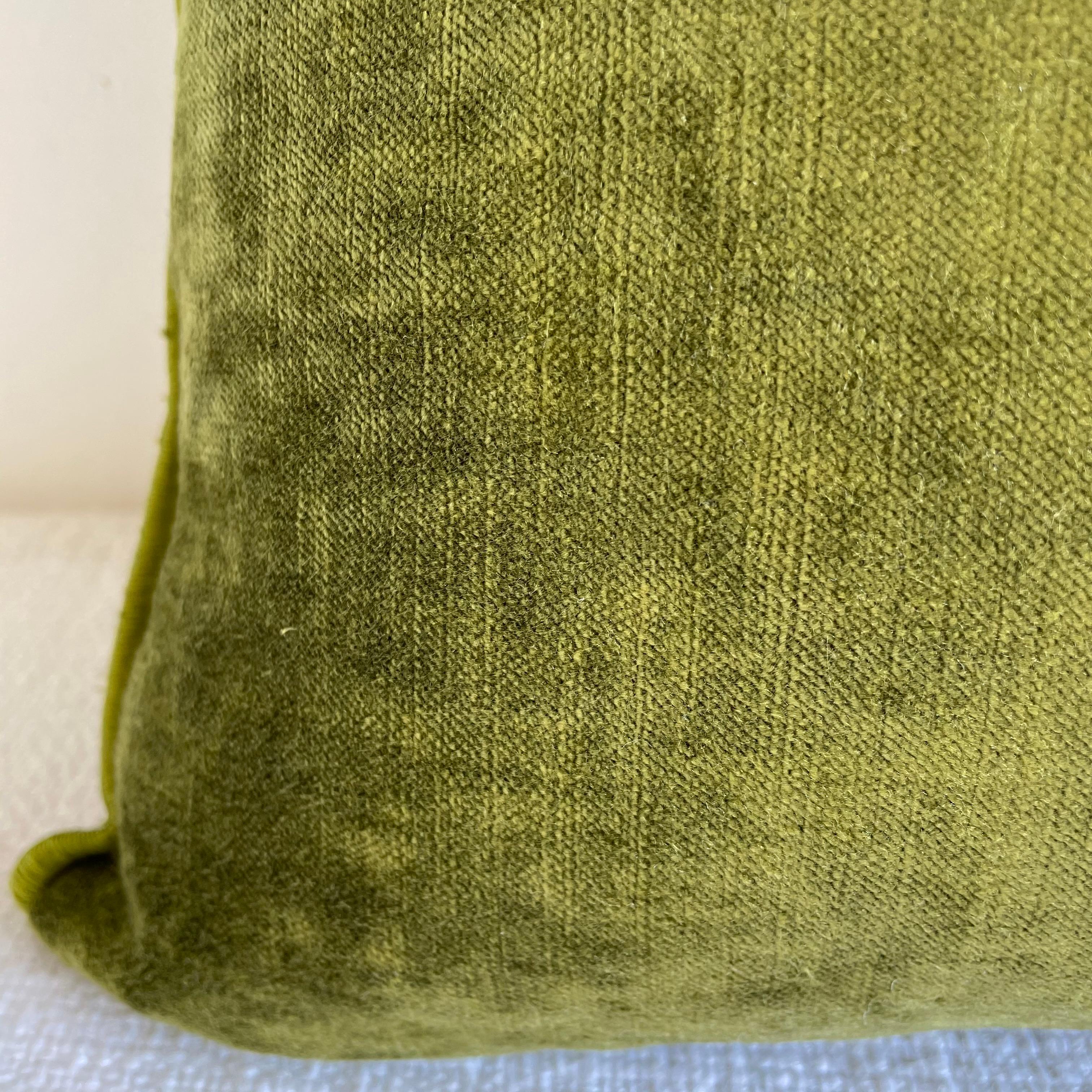 Absinthe French Velvet Lumbar Pillow In New Condition In Brea, CA