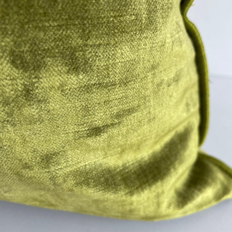 Royal Velvet Accent Pillow For Sale at 1stDibs