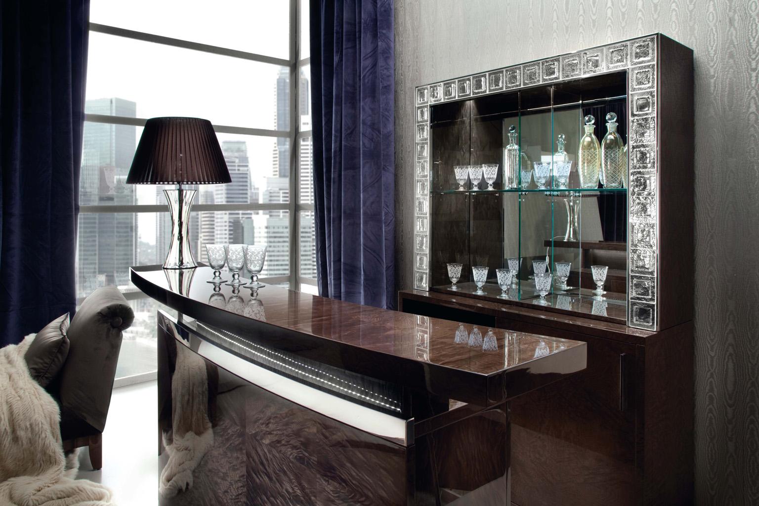 Fatto a mano Absolute Credenza / Base per mobile bar di Giorgio Collectional in vendita
