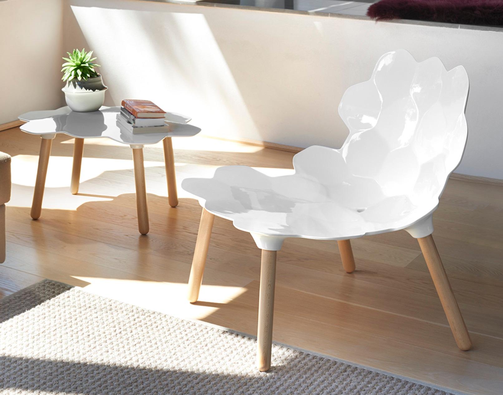 Post-Modern Absolute Glossy White Tarta Low Chair by Roberto Paoli For Sale