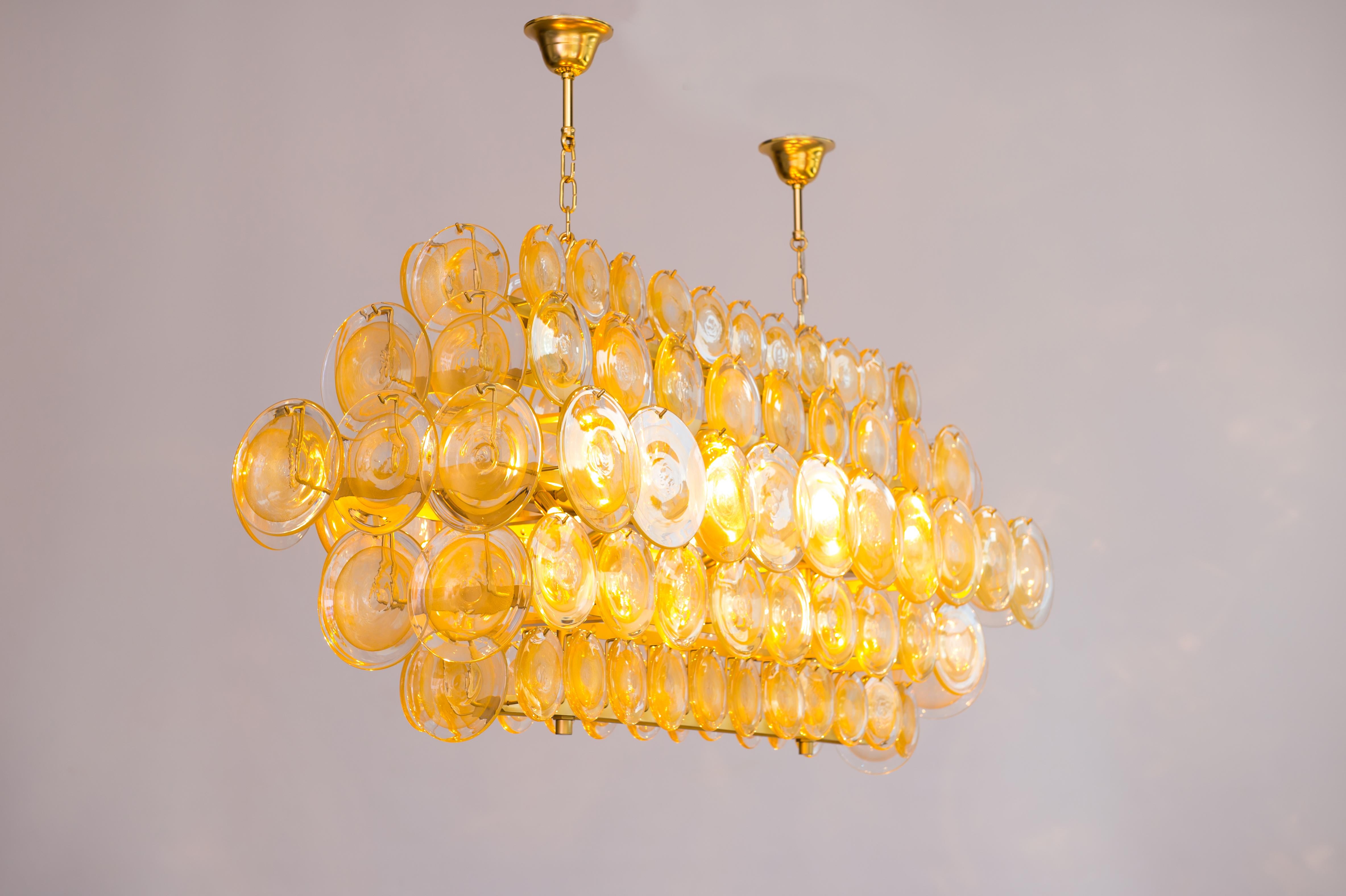 Absolute Gold Chandelier with Plates in Murano Glass and Gold Leaf Italy 1990s  For Sale 12