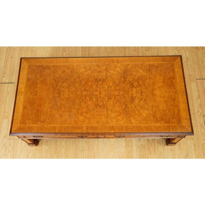 Absolutely Gorgeous Burr Walnut Brights of Nettlebed Coffee Table Two Drawers In Good Condition For Sale In Pulborough, GB