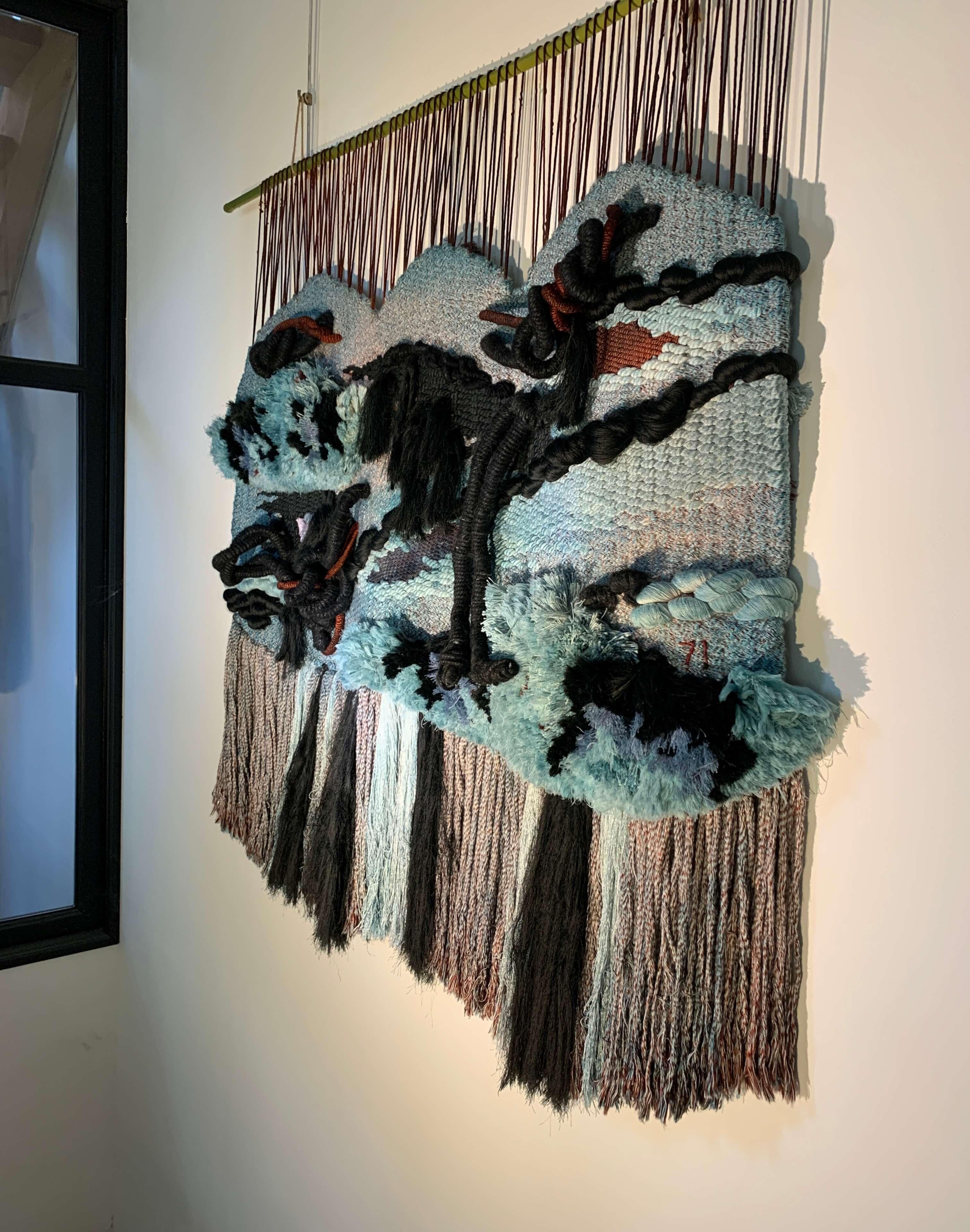 Hand-Woven Abstact wall tapestry dated 1971 For Sale