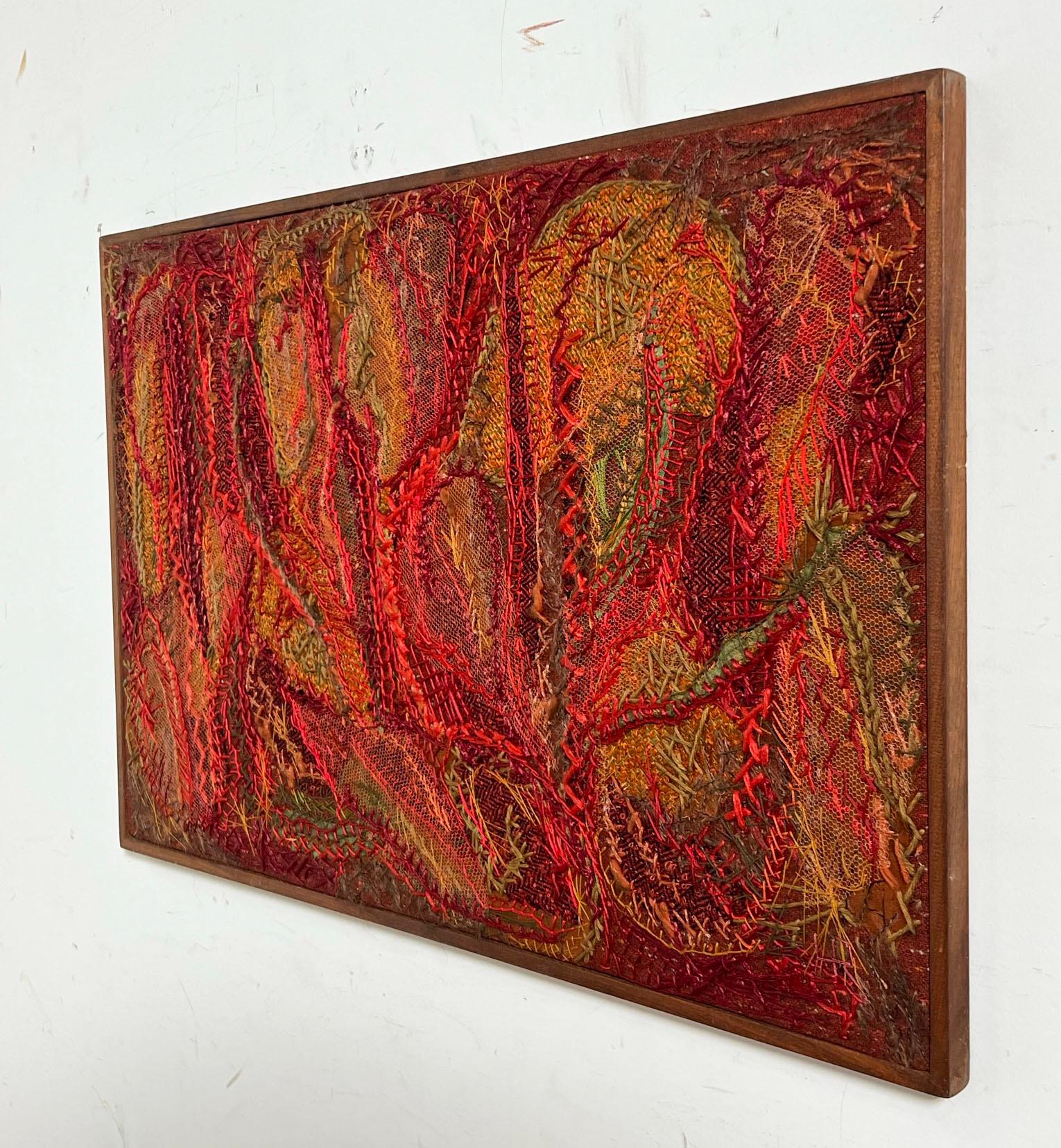Panel abstracto de fibra textil de los años 60 titulado 