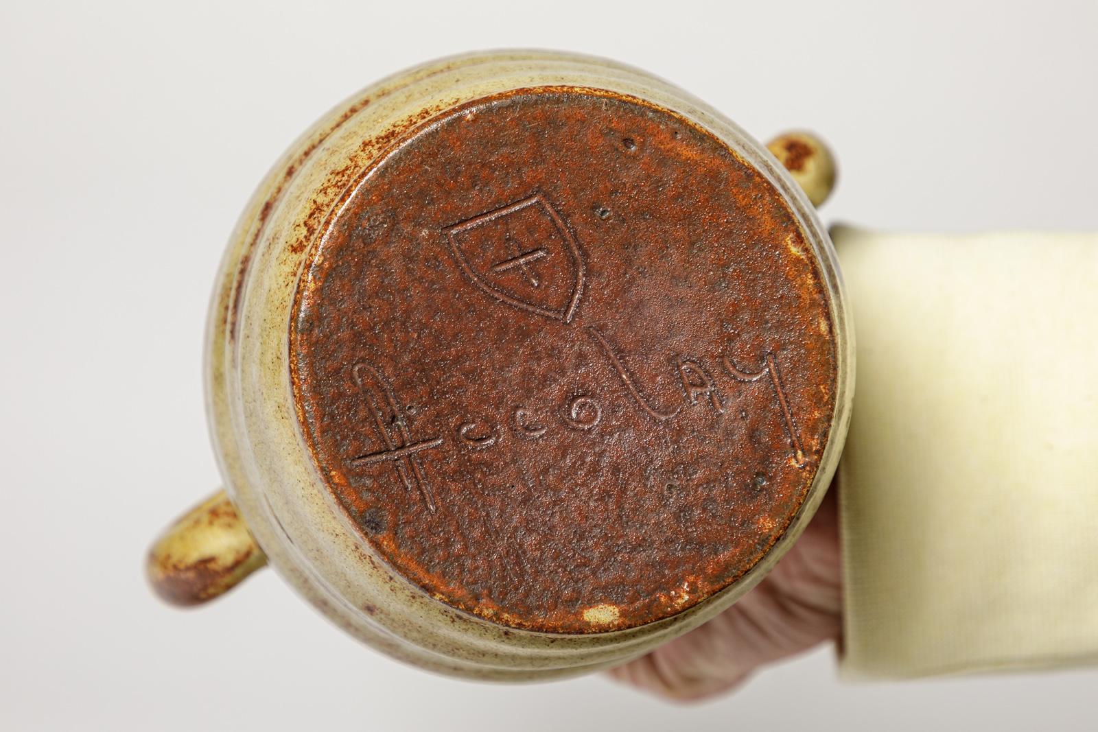 Vaso in ceramica gialla dal design astratto del XX secolo di Accolay firmato 1950 in vendita 1