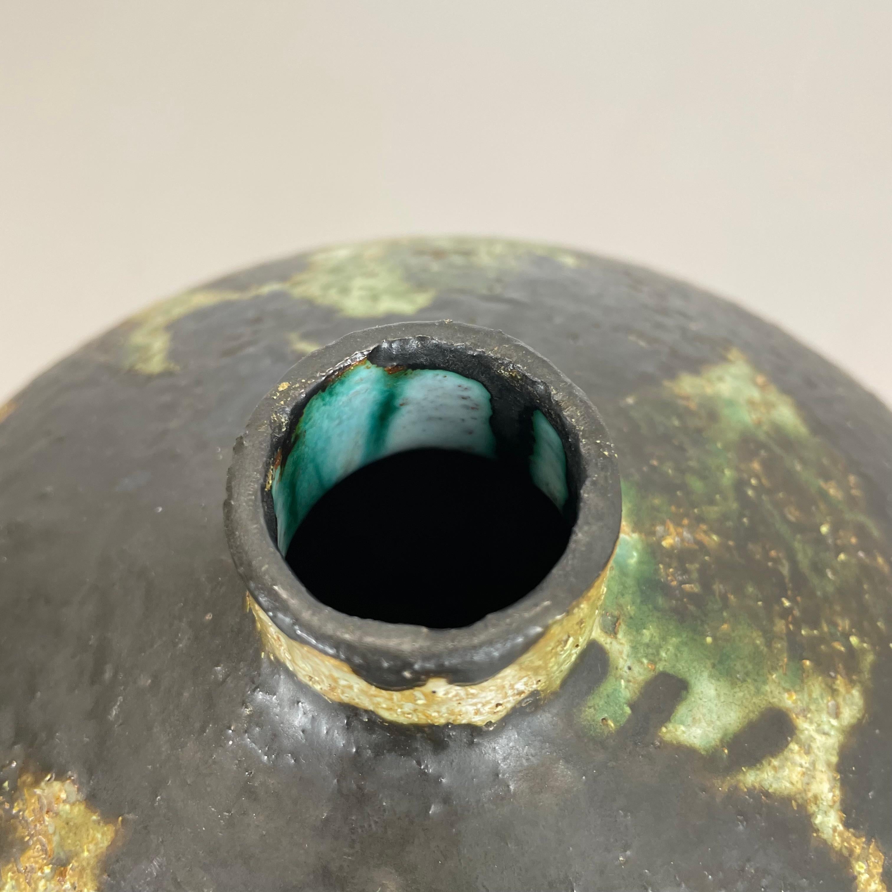 Abstrakte 21cm Keramik-Studio-Keramik-Vase von Gerhard Liebenthron, Deutschland, 1960er Jahre im Angebot 9