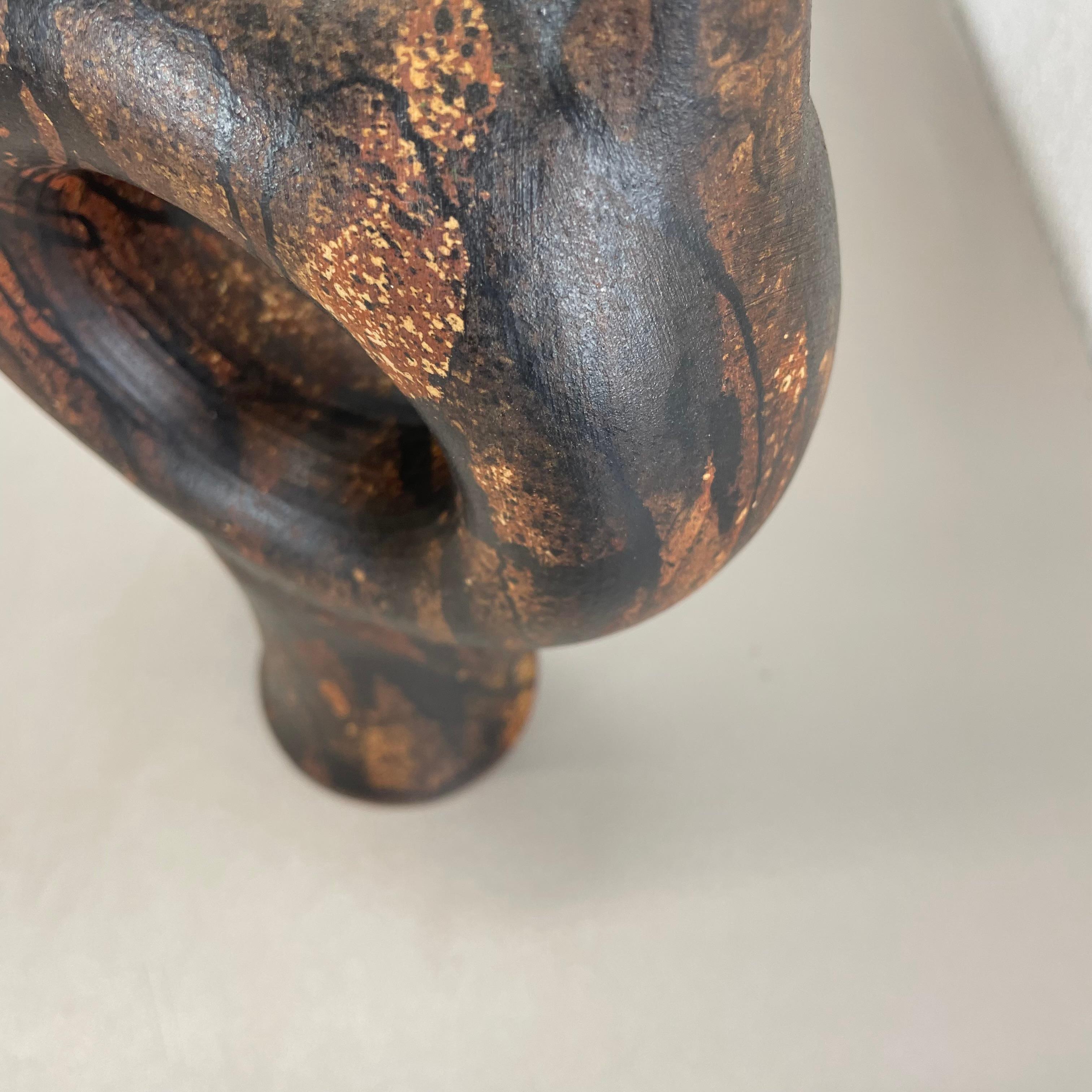 Vaso astratto da 37 cm in ceramica Studio Pottery, Gerhard Liebenthron, Germania, 1979 in vendita 11