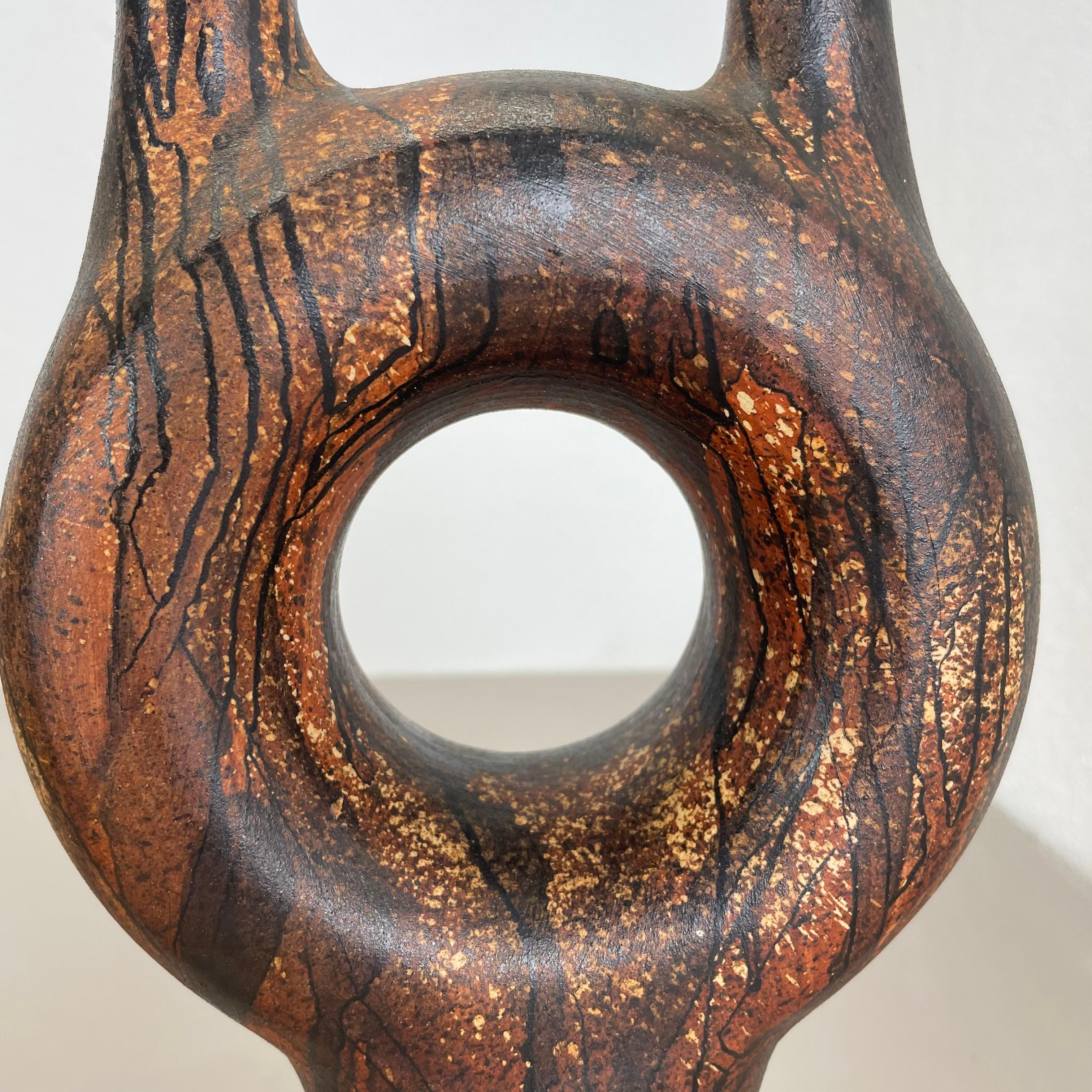 Vaso astratto da 37 cm in ceramica Studio Pottery, Gerhard Liebenthron, Germania, 1979 in vendita 1