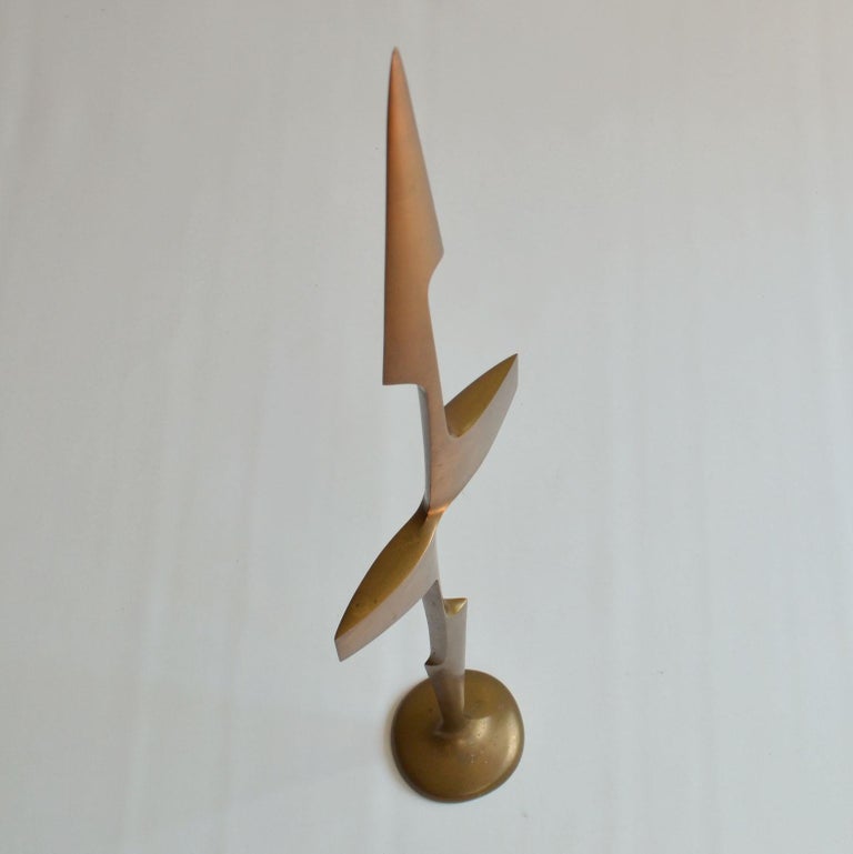 Abstract Aerodynamic Bronze Sculpture Dutch, 1970's For Sale 1