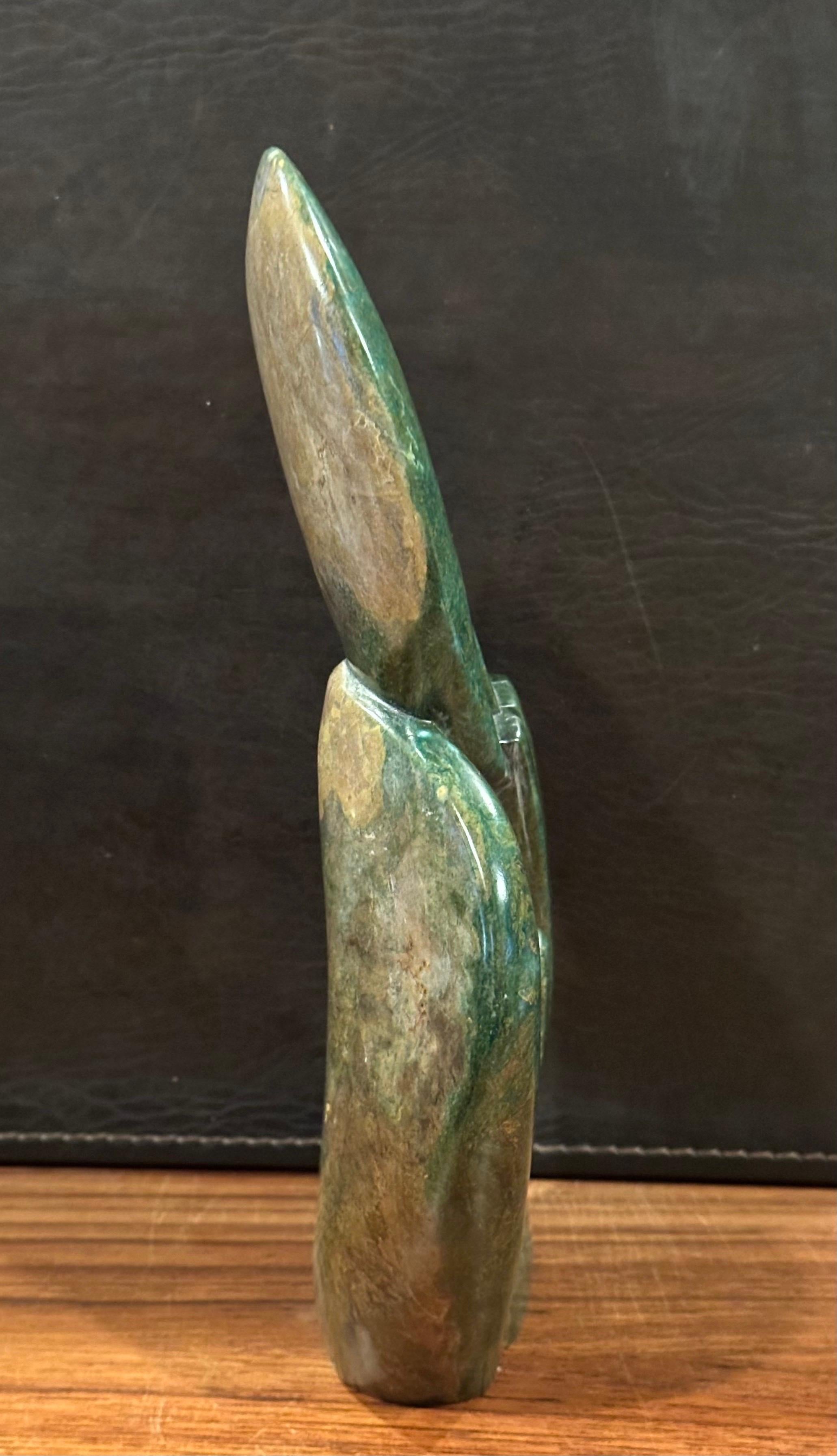 Sculpture abstraite en marbre africain par Ernest Chiwaridzo Bon état - En vente à San Diego, CA