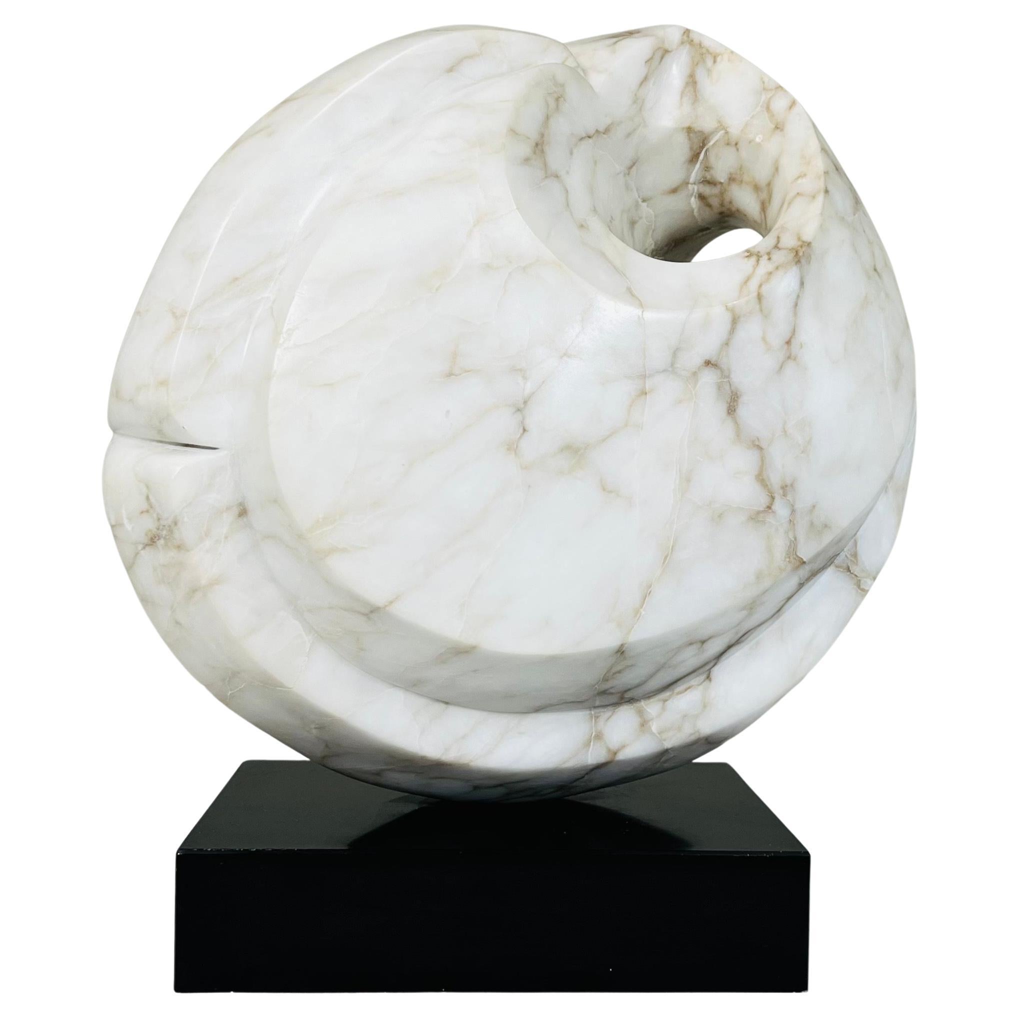 Escultura abstracta de mármol alabastro según Barbara Hepworth -América del Norte Años 60