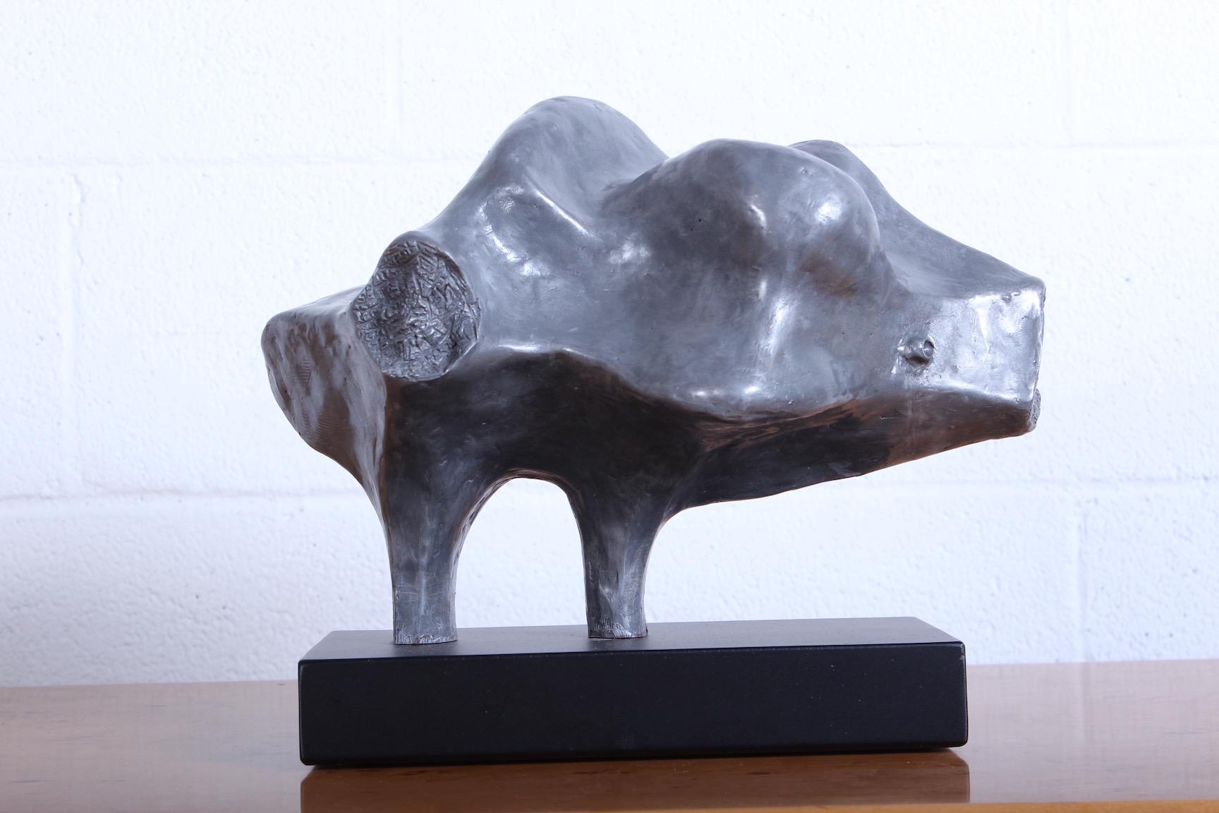 Sculpture abstraite en aluminium de Philip Vickers en vente 2
