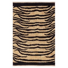 Tappeto artigianale "Savane" di Doris Leslie Blau, in tonalità Animal Tan con dettagli marroni