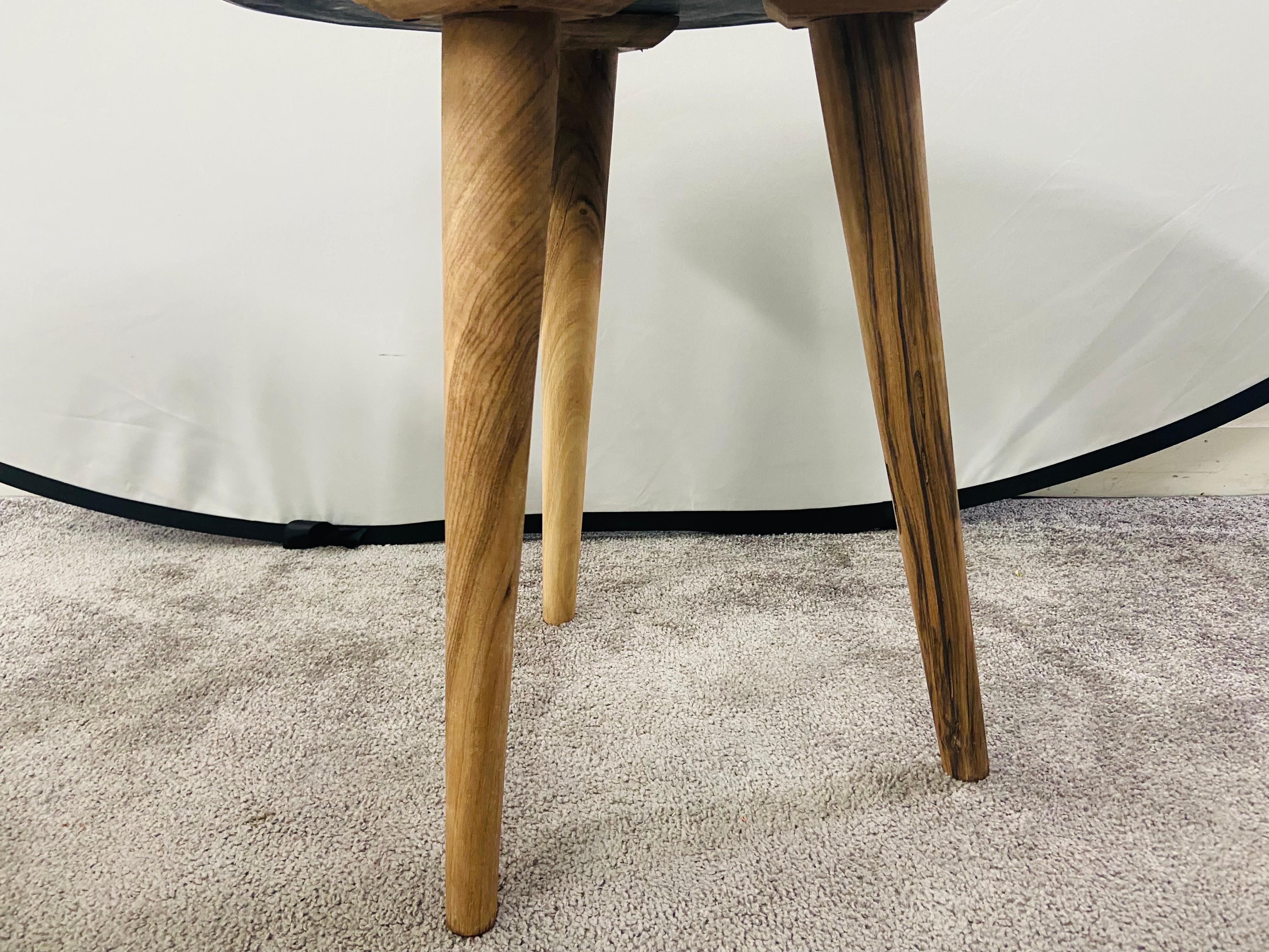 Abstract Art Design Epoxy Resin Top & Walnut Legs, End or Side Table, a Pair For Sale 3