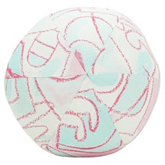 Oreiller à boules abstrait bleu bébé et rose pâle