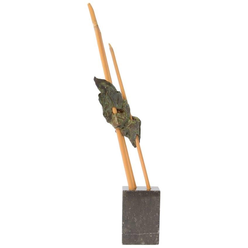 Sculpture abstraite en bambou et laiton en vente
