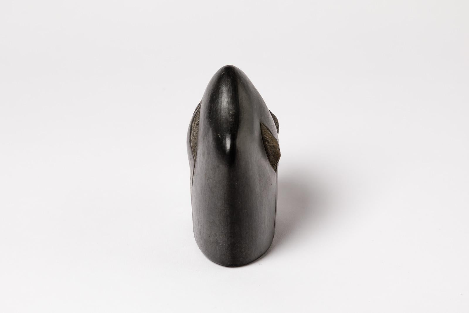 Abstrakte schwarze Keramik-Skulptur von Marionneau, französischer Künstler, um 1980 (20. Jahrhundert) im Angebot