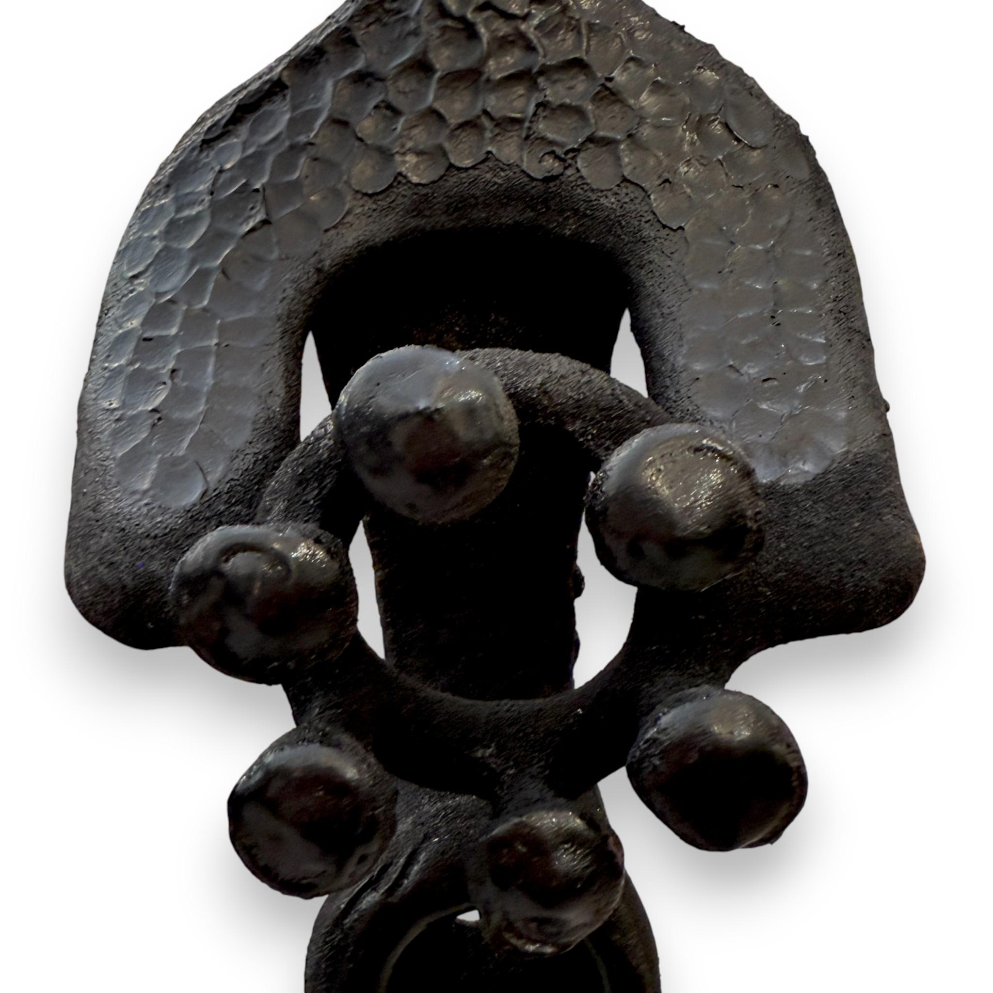 Abstract black steel patinated sculpture by the designer Michel Froment, 2025 im Angebot 3
