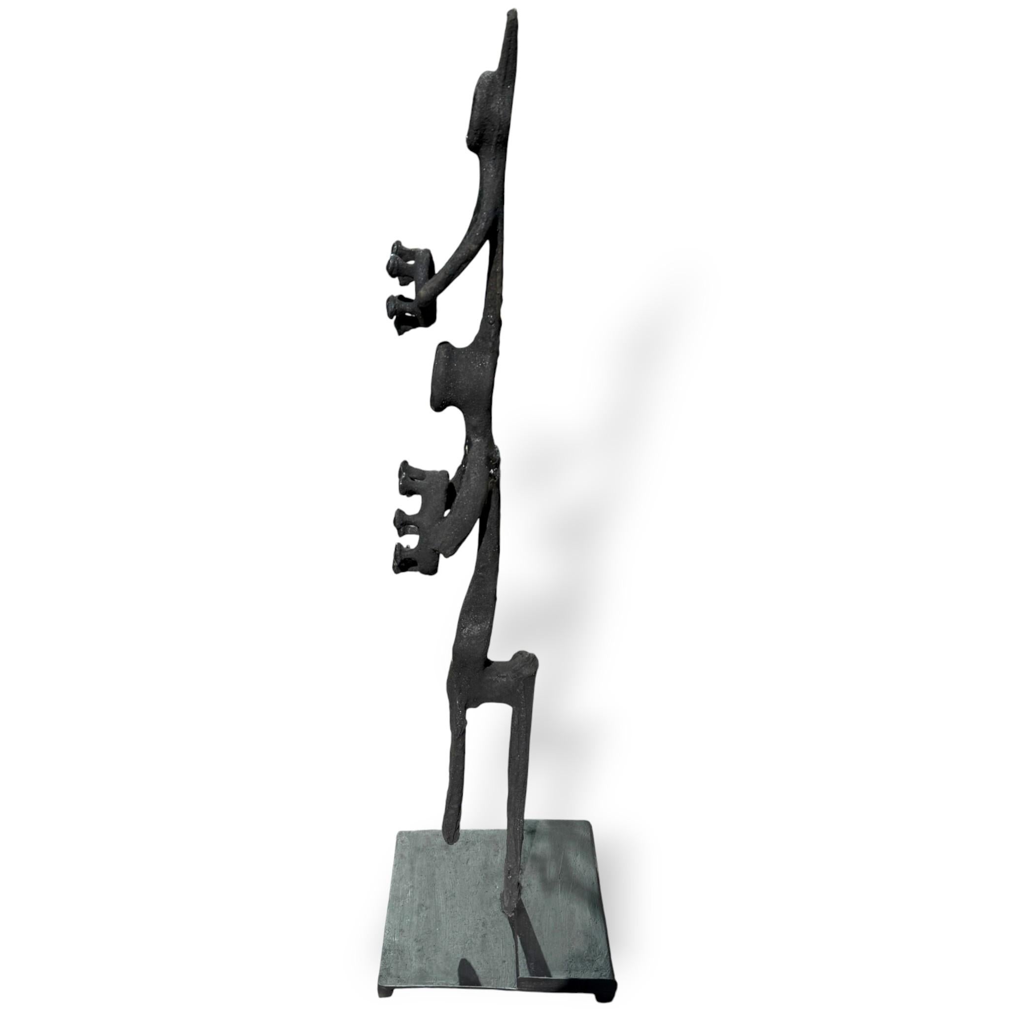 Abstract black steel patinated sculpture by the designer Michel Froment, 2025 im Zustand „Neu“ im Angebot in NICE, FR