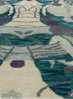 Tapis moderne aux motifs botaniques abstraits « Verdant Mirror » de Doris Leslie Blau