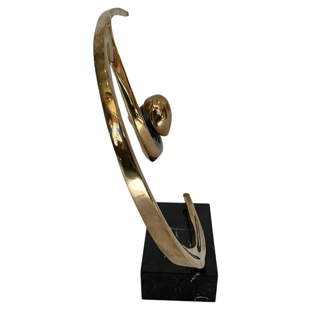 Sconosciuto Scultura astratta in ottone in vendita