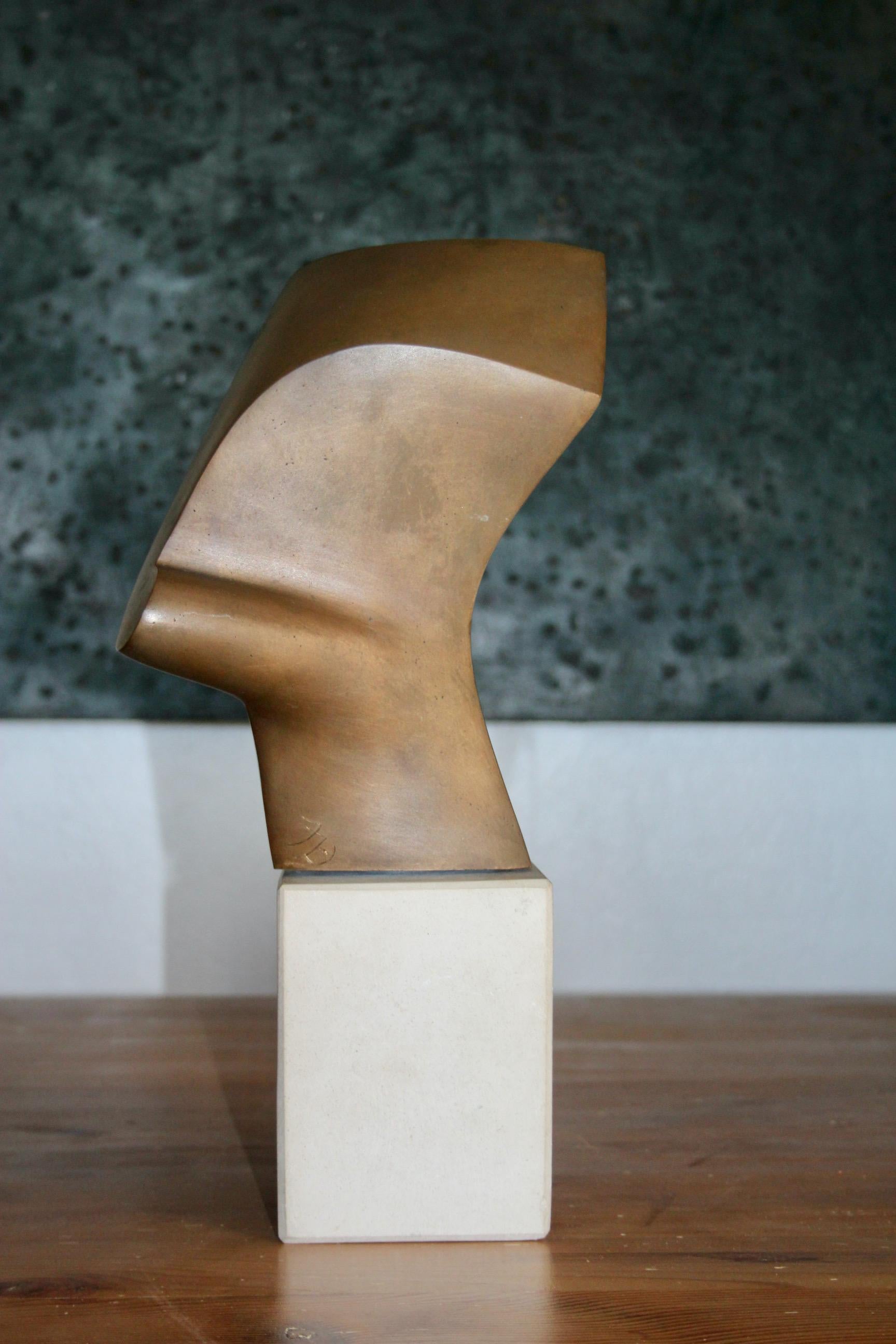 Scultura astratta in bronzo e marmo 