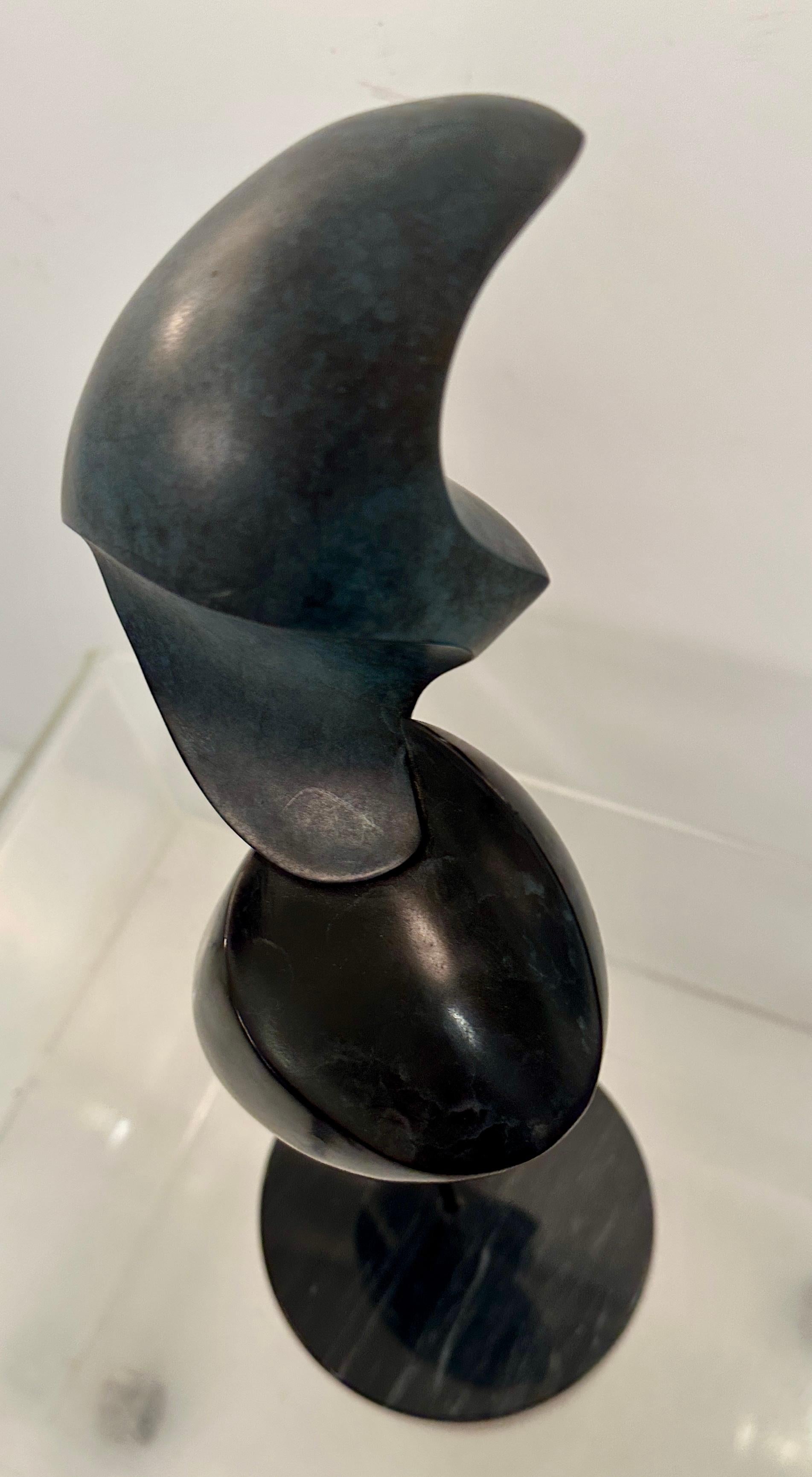 Bronce abstracto sobre base de mármol, c 1970 en Bueno estado para la venta en Norwalk, CT
