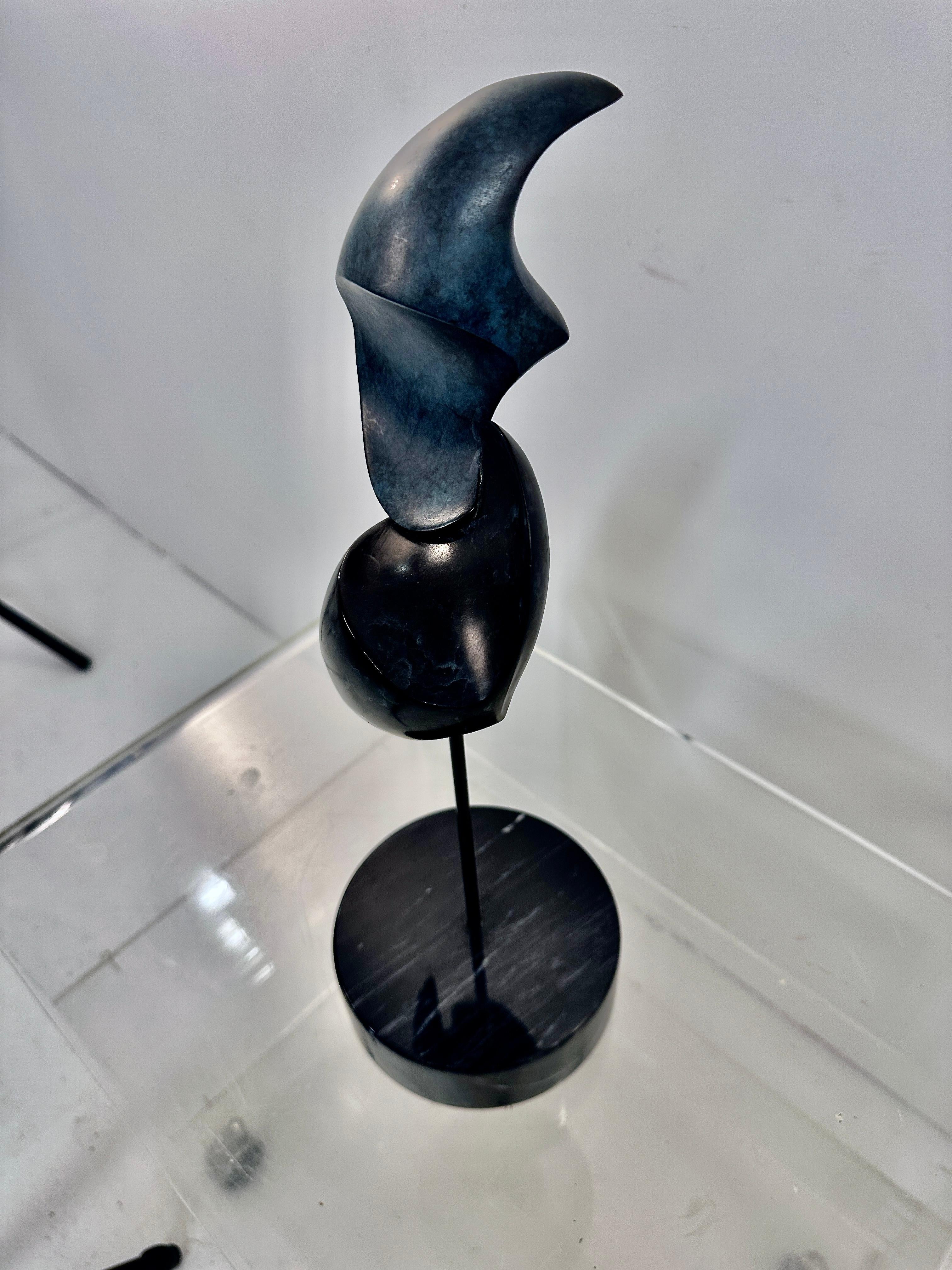 Bronce abstracto sobre base de mármol, c 1970 finales del siglo XX en venta