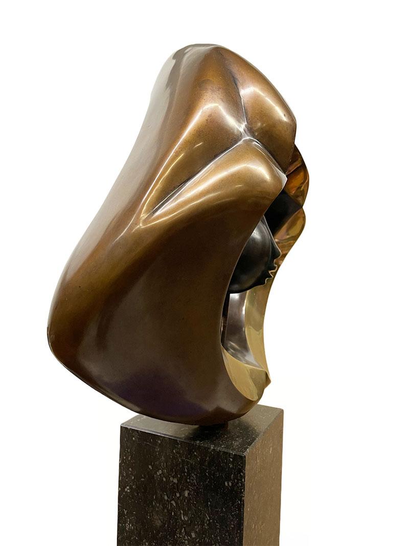Abstrakte Bronzeskulptur von Johannes W.G.M. Ramakers auf hohem Sockel im Angebot 3
