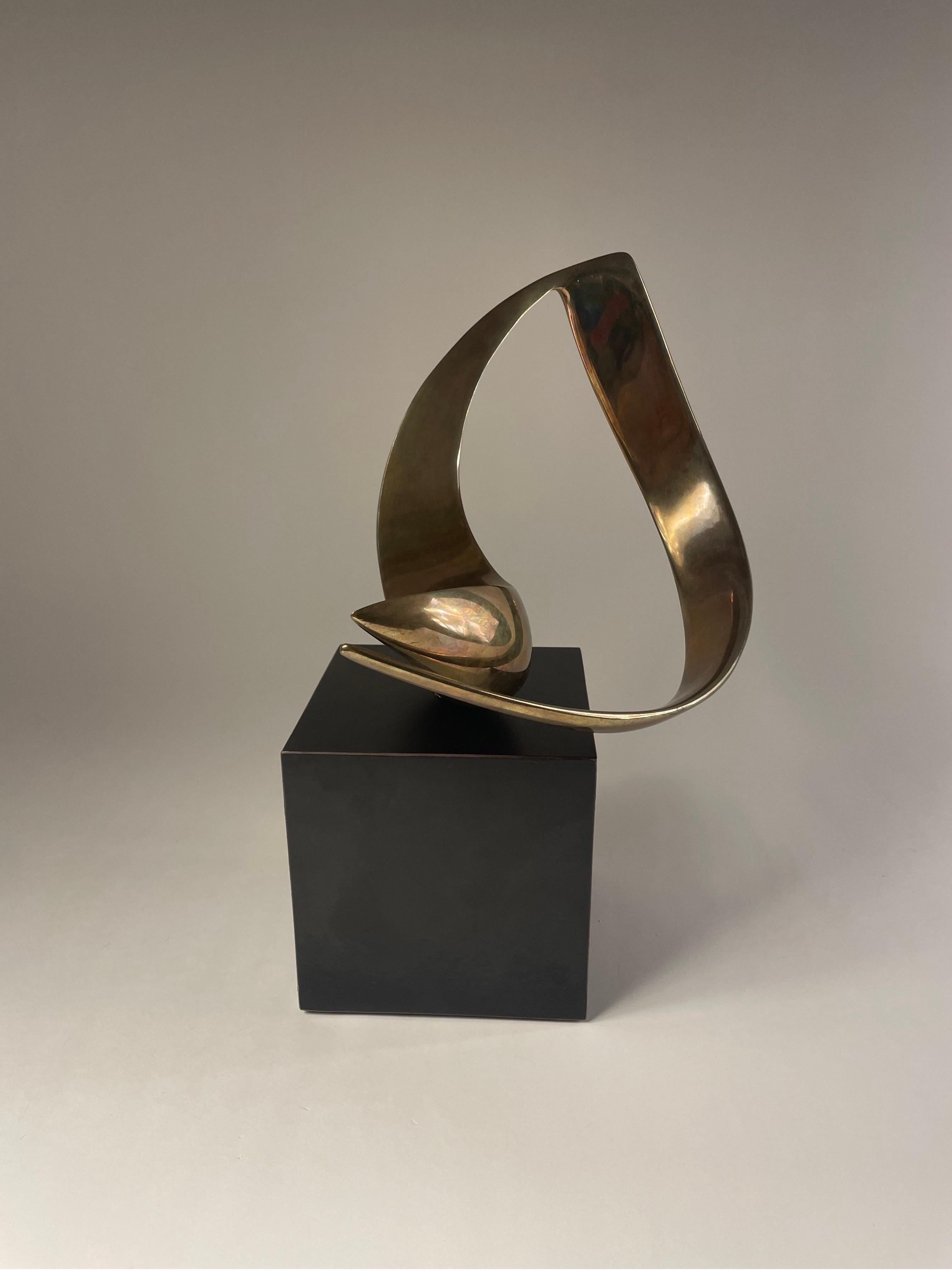 North American Abstract bronze sculpture by Robbie Robins For Sale