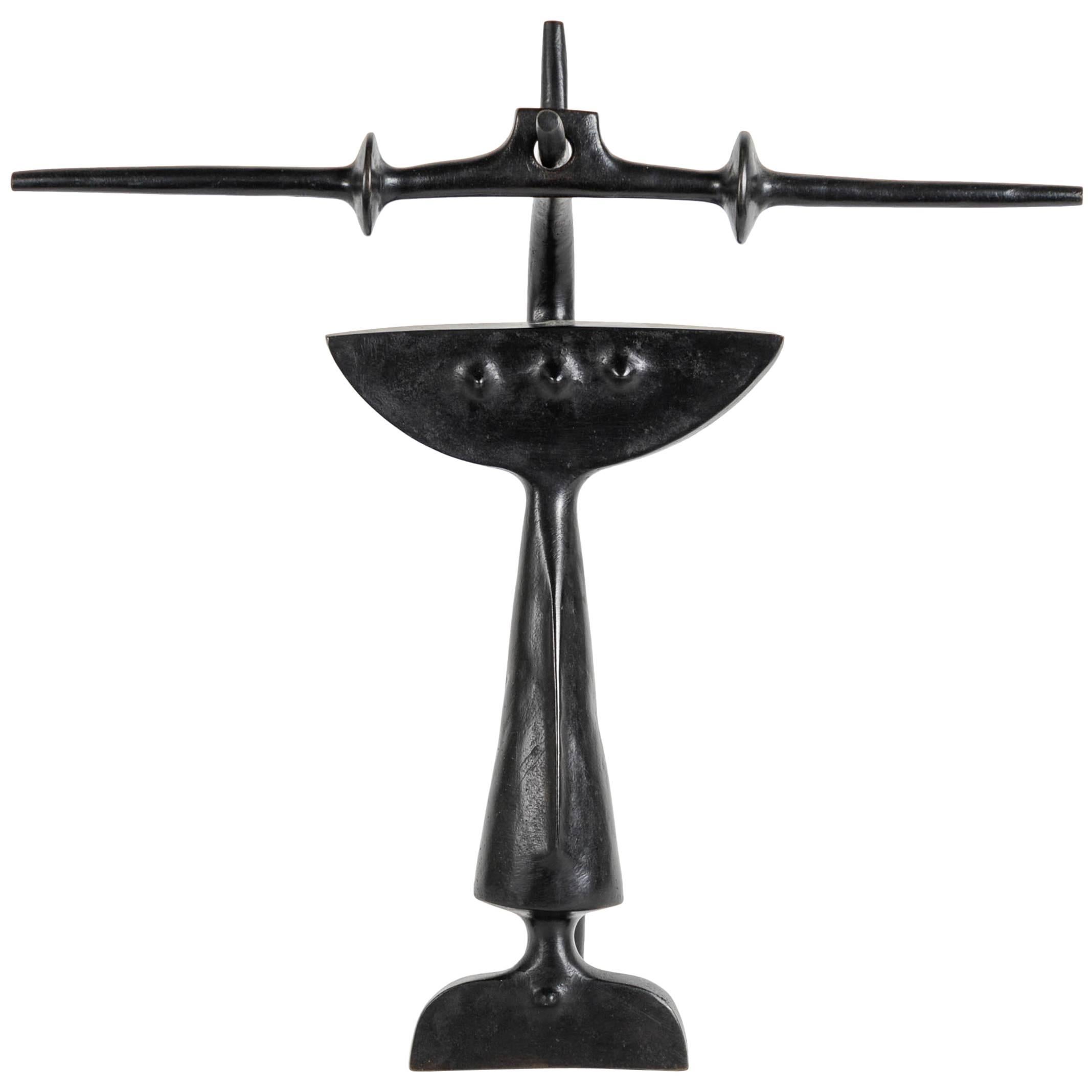 Escultura abstracta de bronce de Victor Roman