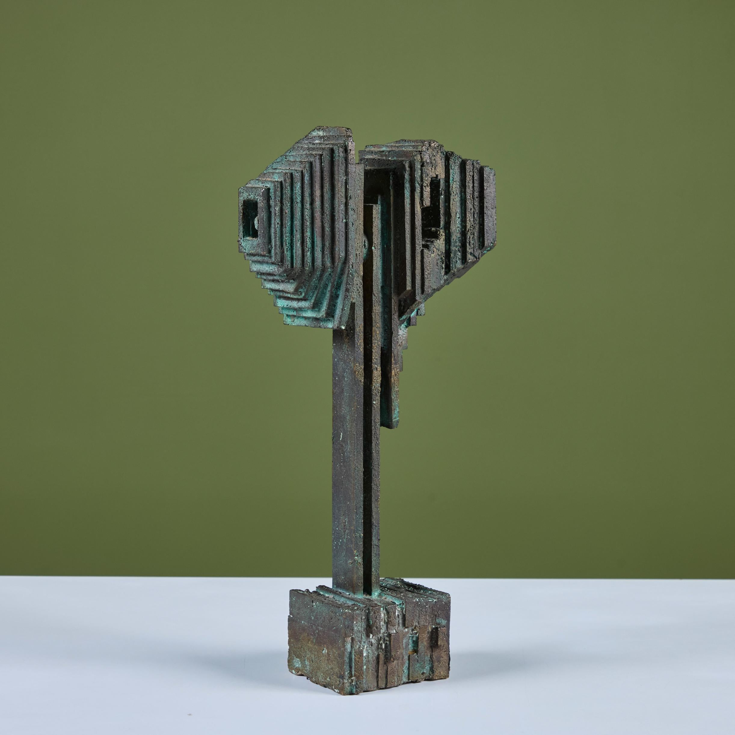 Bronzo Scultura astratta in bronzo in vendita
