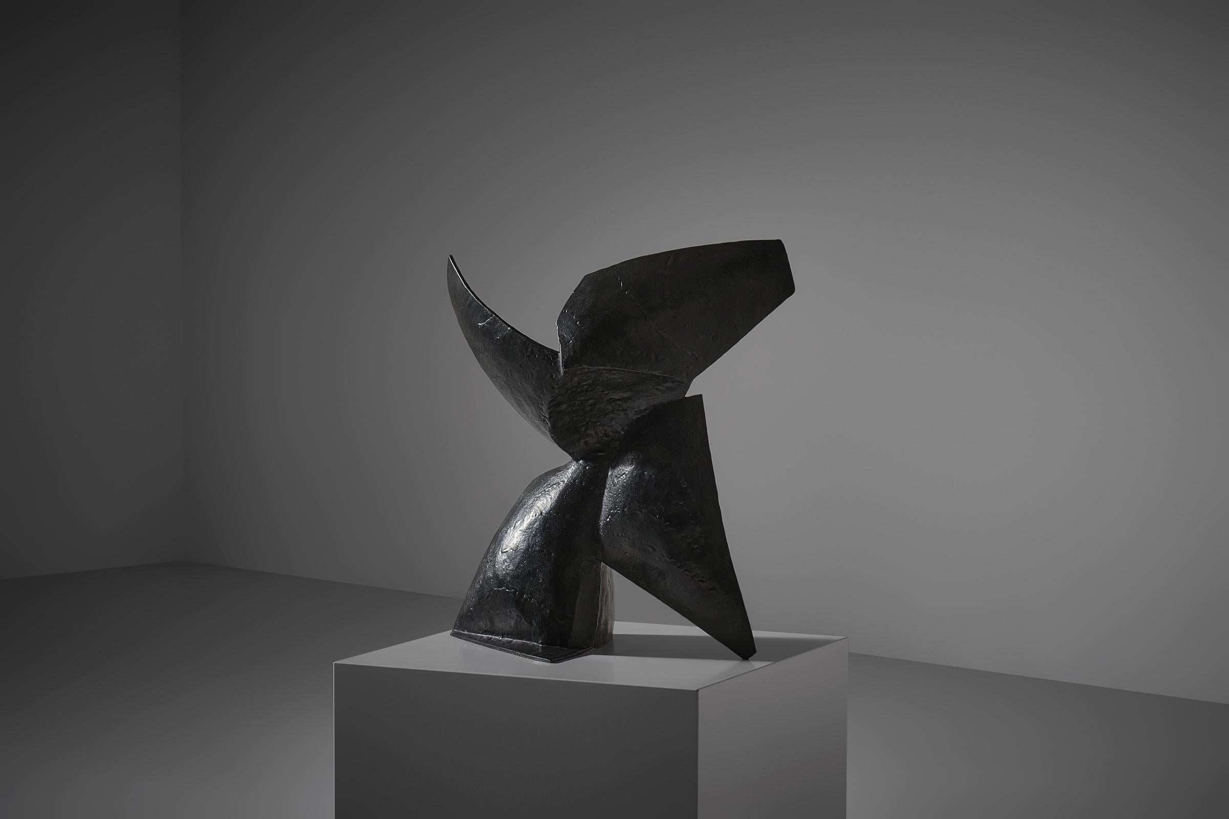 Metà XX secolo Scultura astratta in bronzo 'La Grande Fleur de l'Espace' di Sergio Storel, Francia in vendita